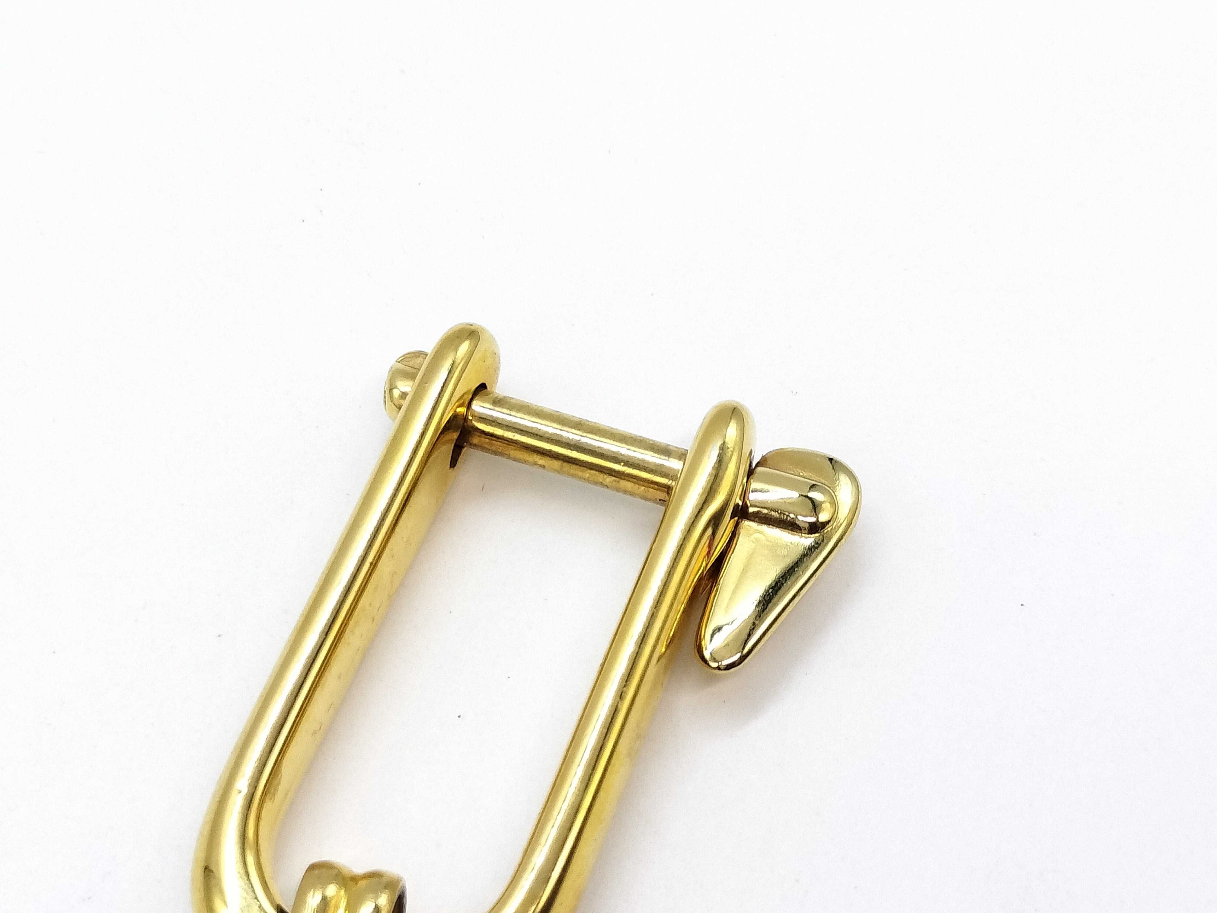 charm — view 5