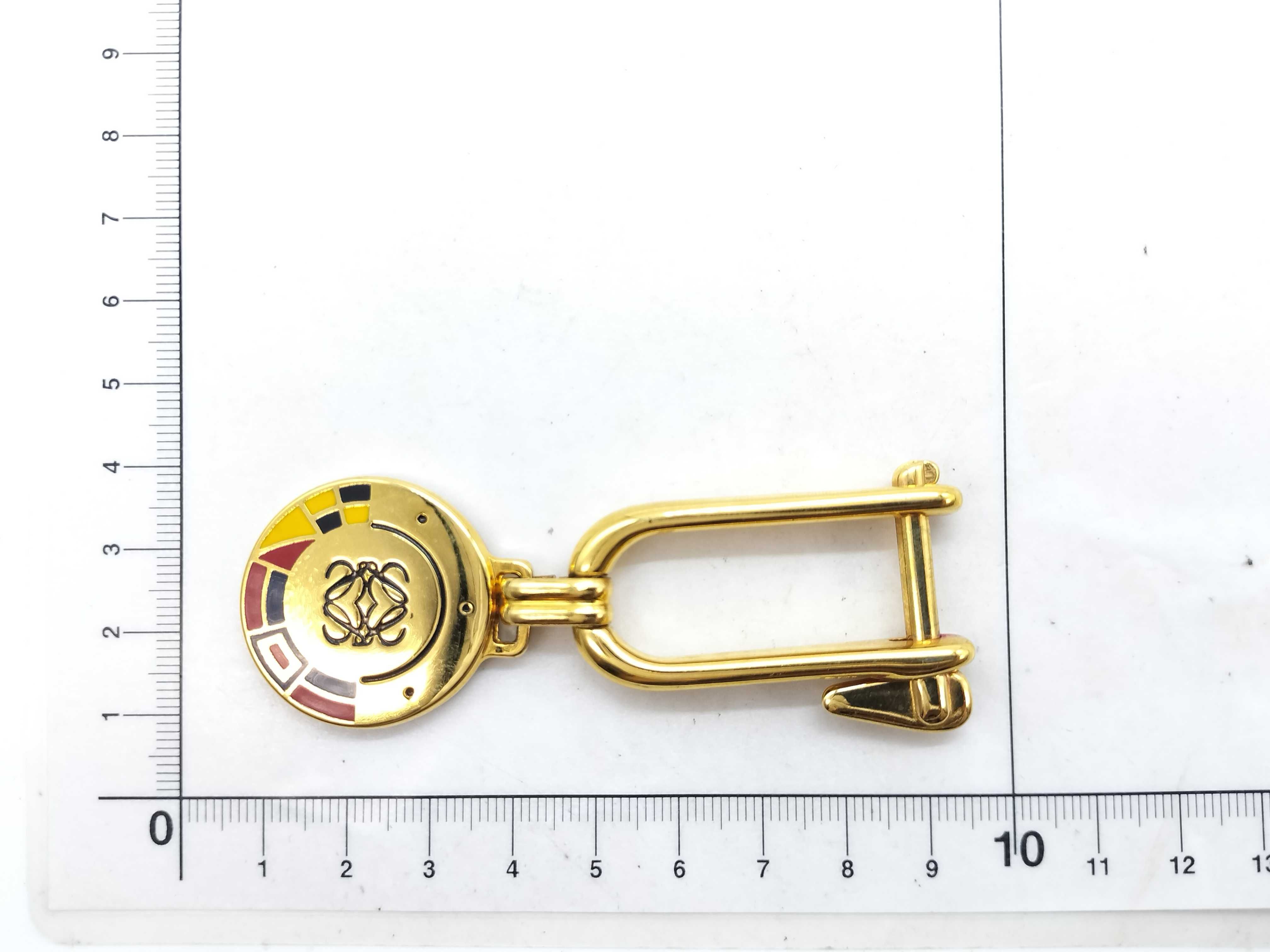 charm — view 6