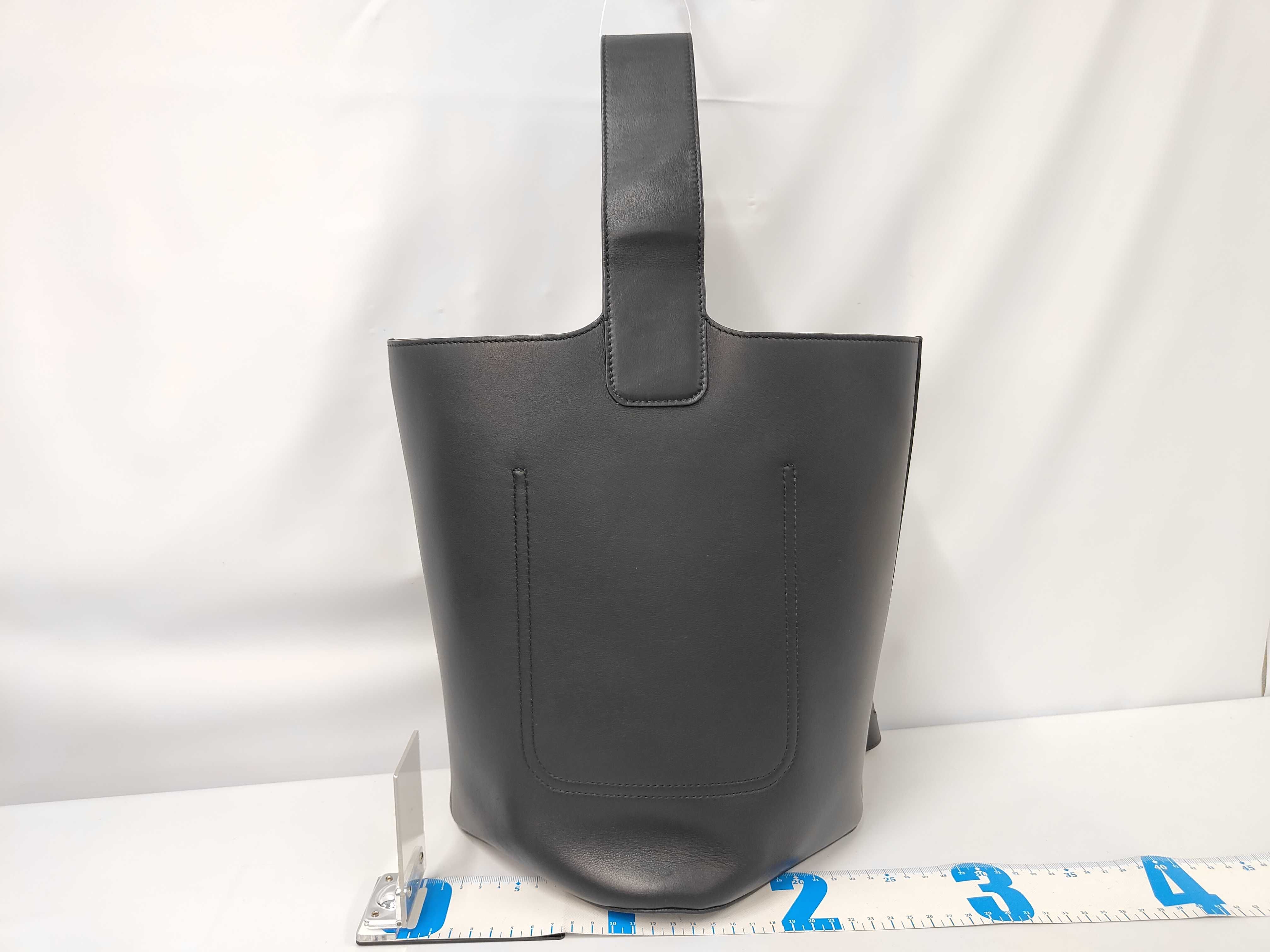 Pebble Bucket Pack Black Shoulder Bag — view 2