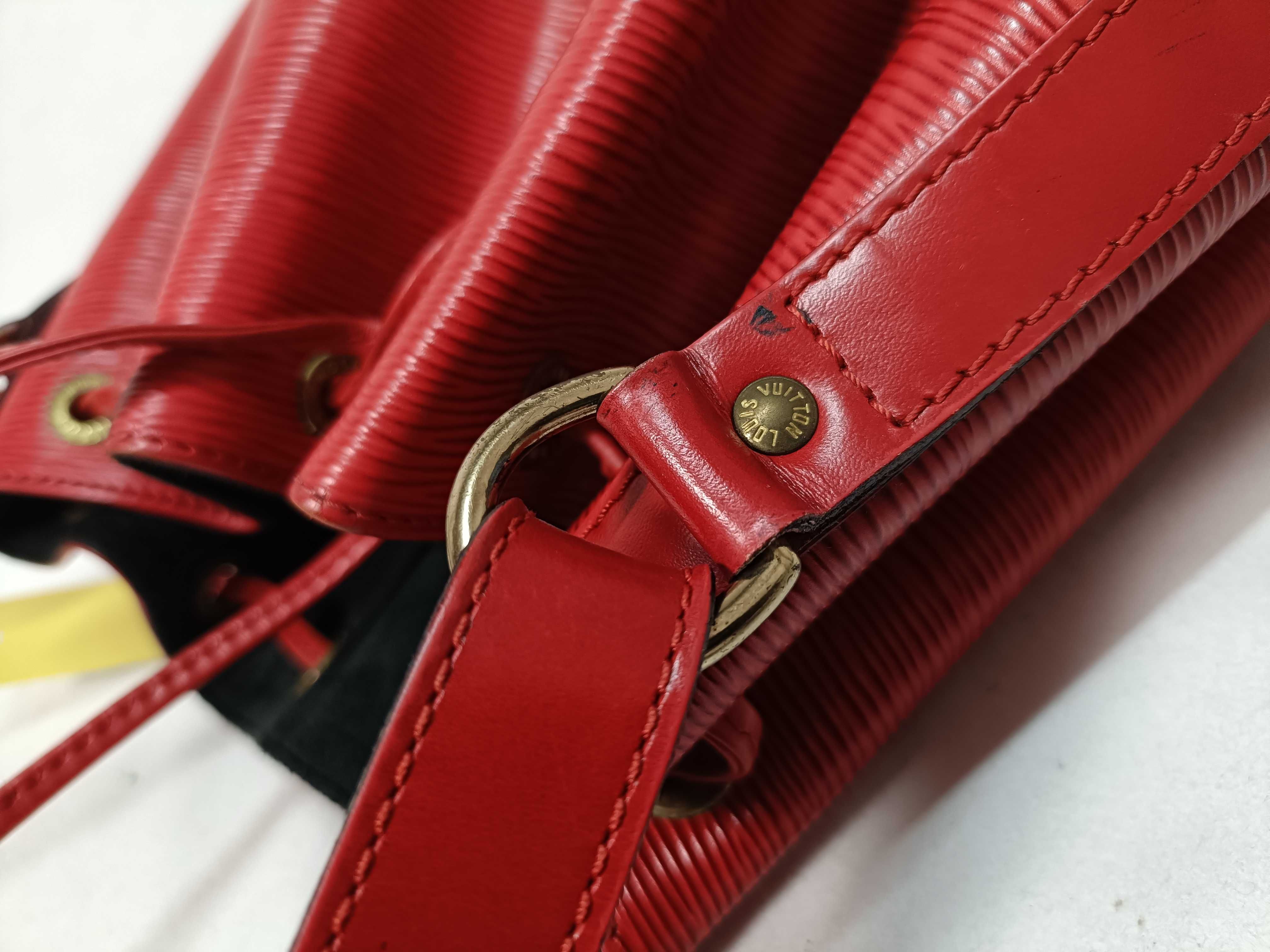 Epi Noé Shoulder Bag — view 5
