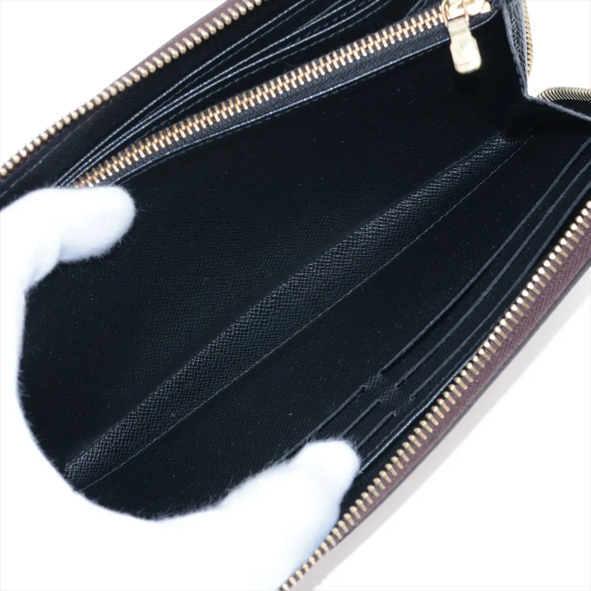 Giant Monogram Reverse Zippy Wallet M69353 CA2220 Camel x Black Round Zip Wallet — view 8
