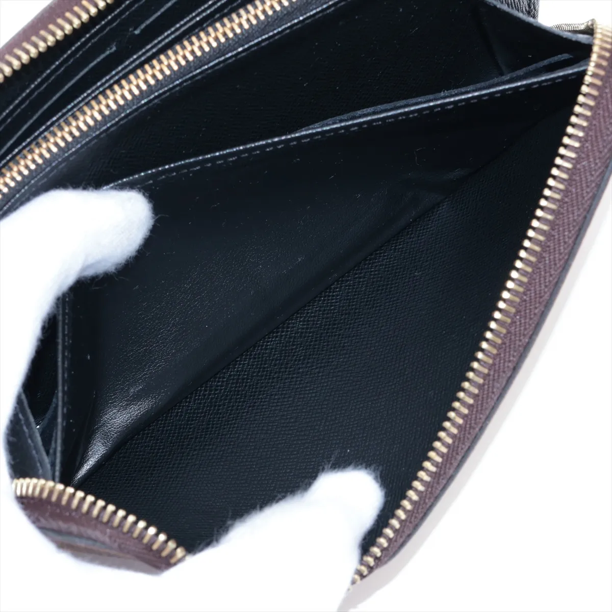 Giant Monogram Reverse Zippy Wallet M69353 CA2220 Camel x Black Round Zip Wallet — view 9