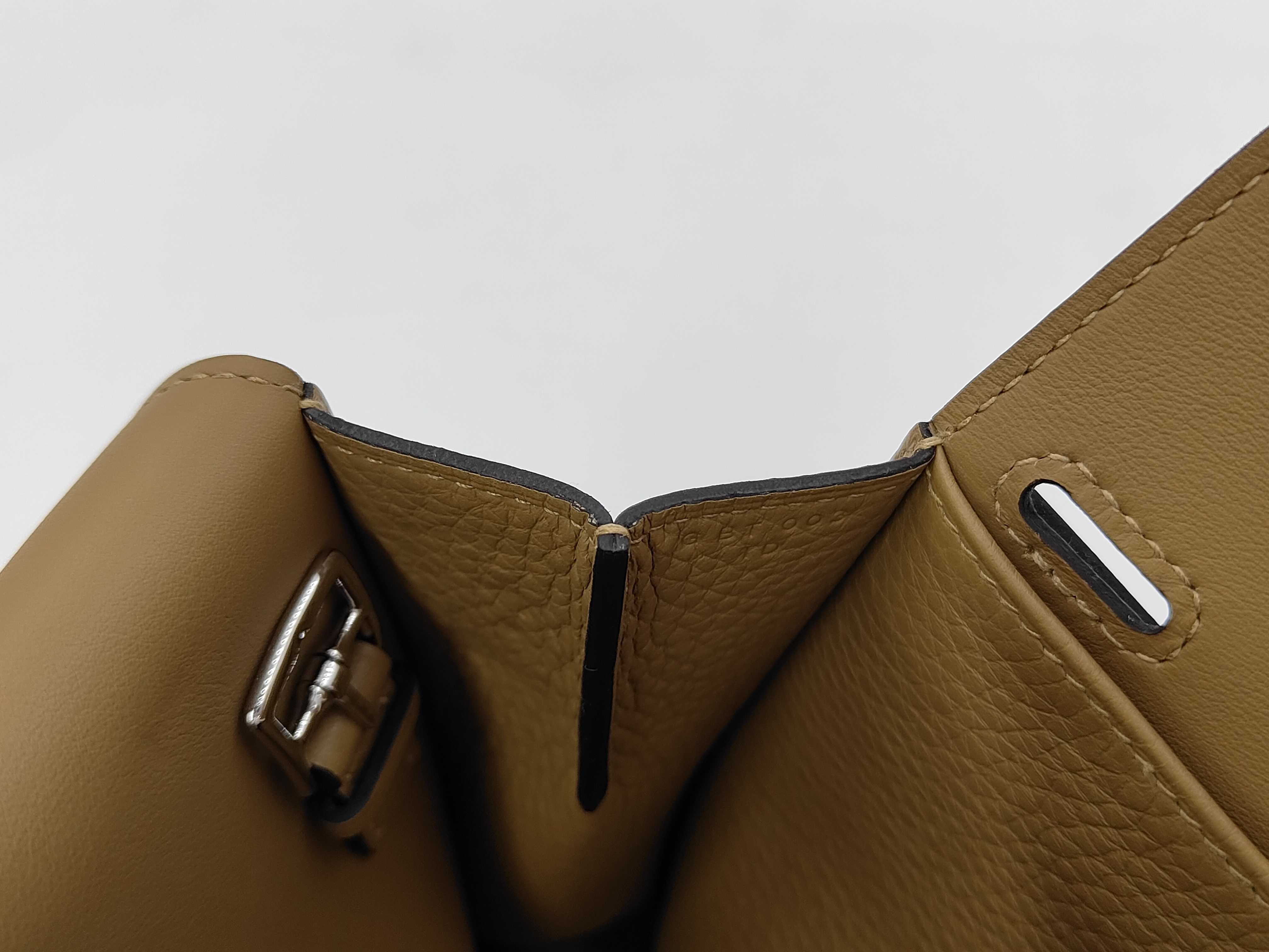 Alzan 25 Taurillon Dune Silver Hardware G Engraved Bag — view 8