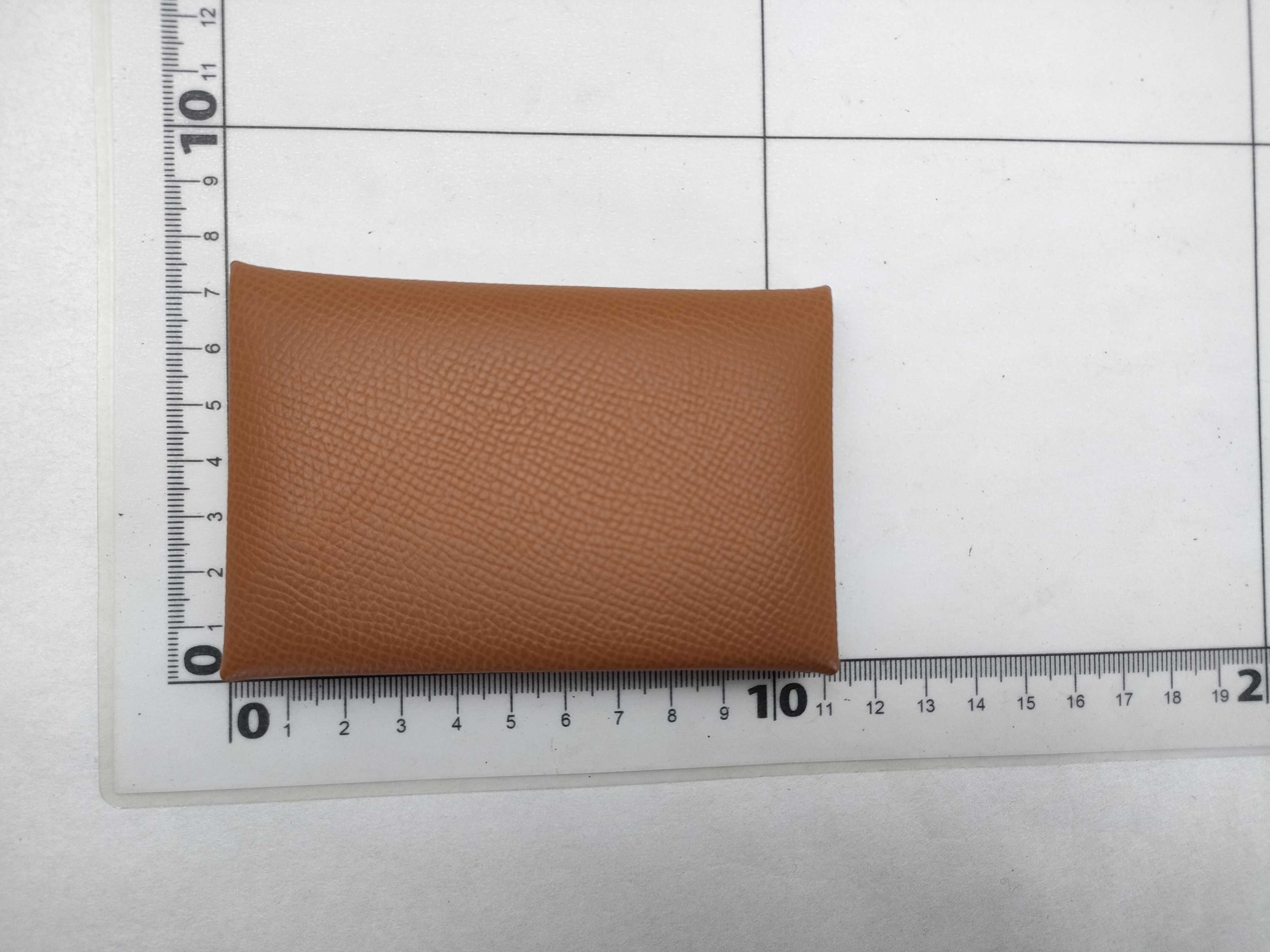 Calvi Epsom Gold Double Coin Case — view 2