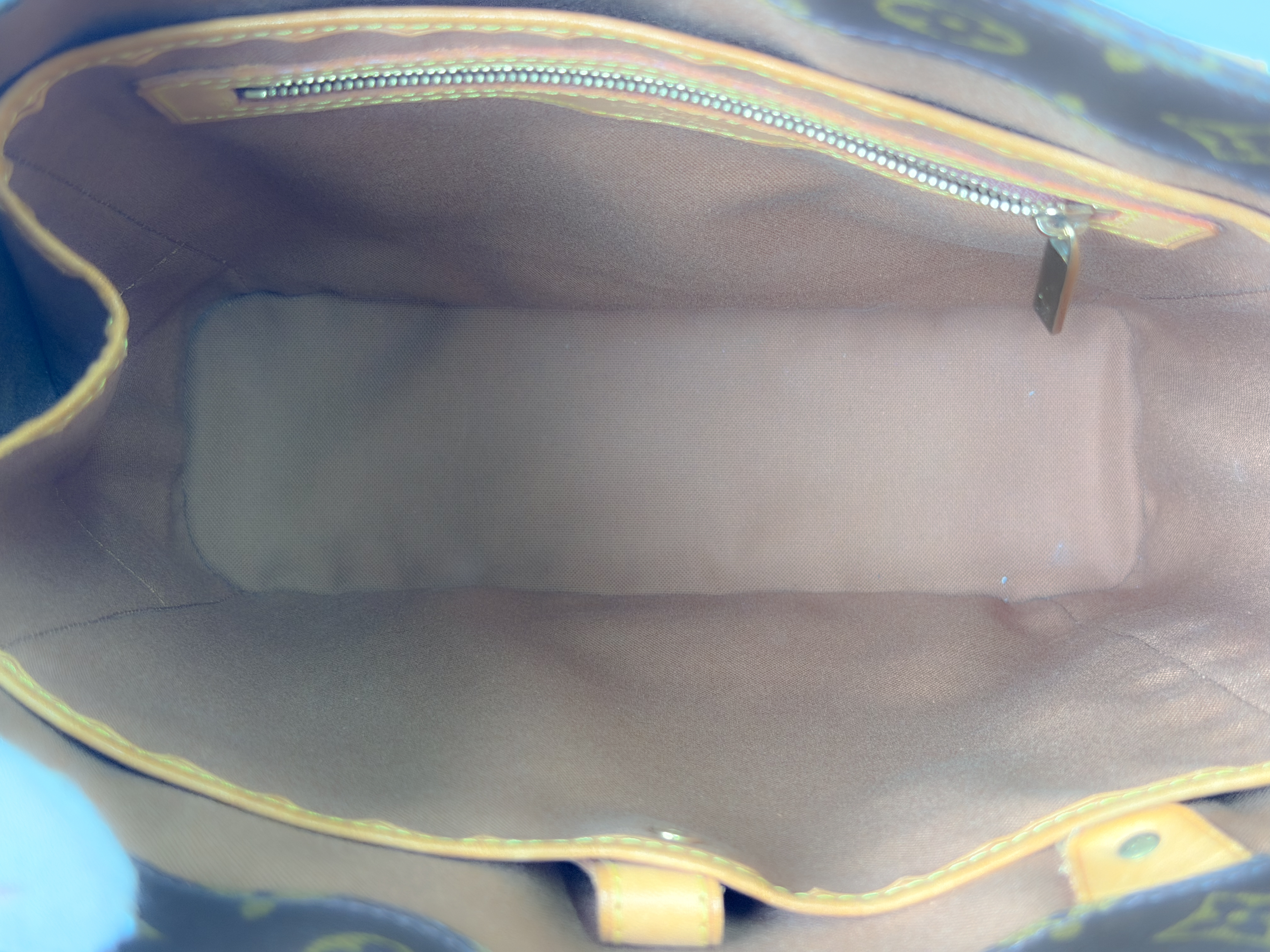 Monogram M51170 Vavin GM SR0062 Tote Bag — view 11