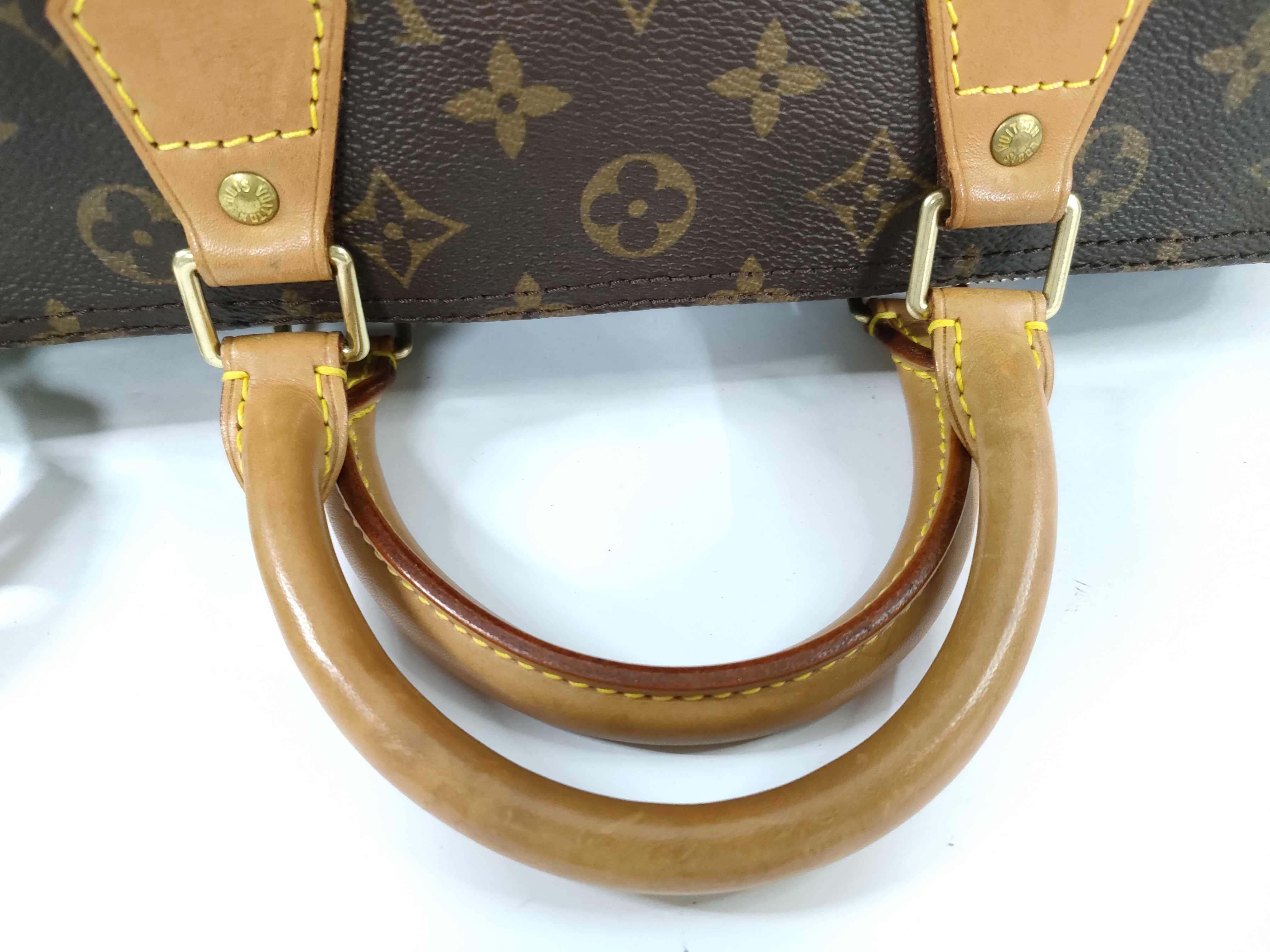 Monogram Louis Vuitton Speedy 30 Monogram M41526 Handbag (VO8172) Handbag — view 3