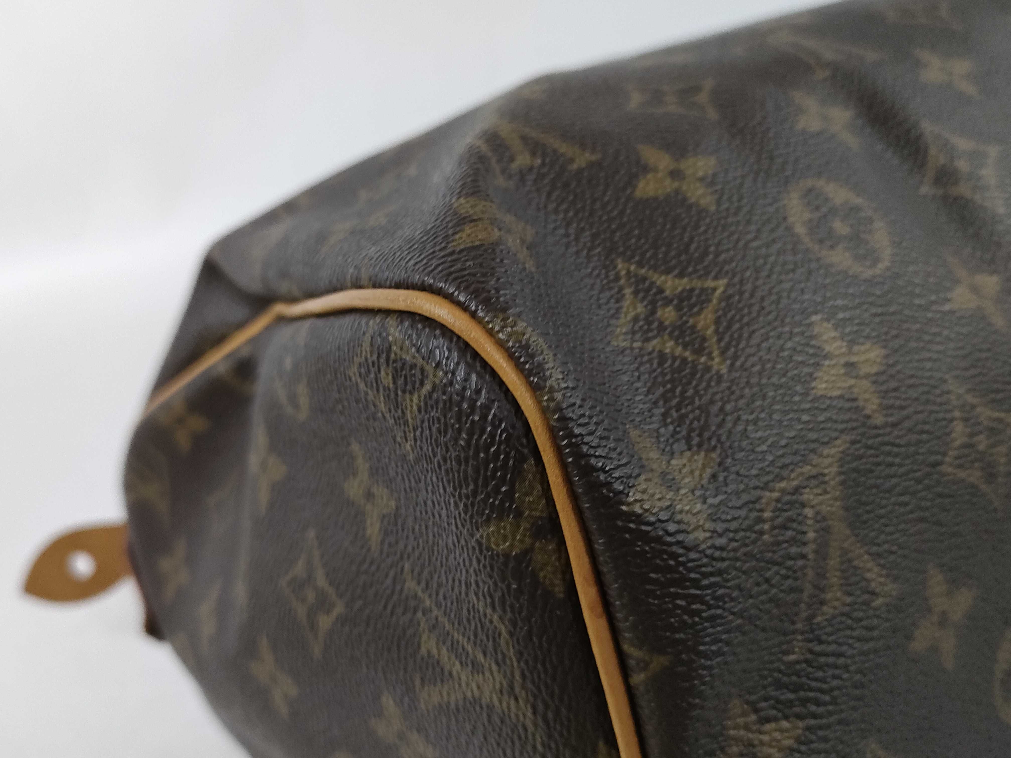 Monogram Louis Vuitton Speedy 30 Monogram M41526 Handbag (VO8172) Handbag — view 6