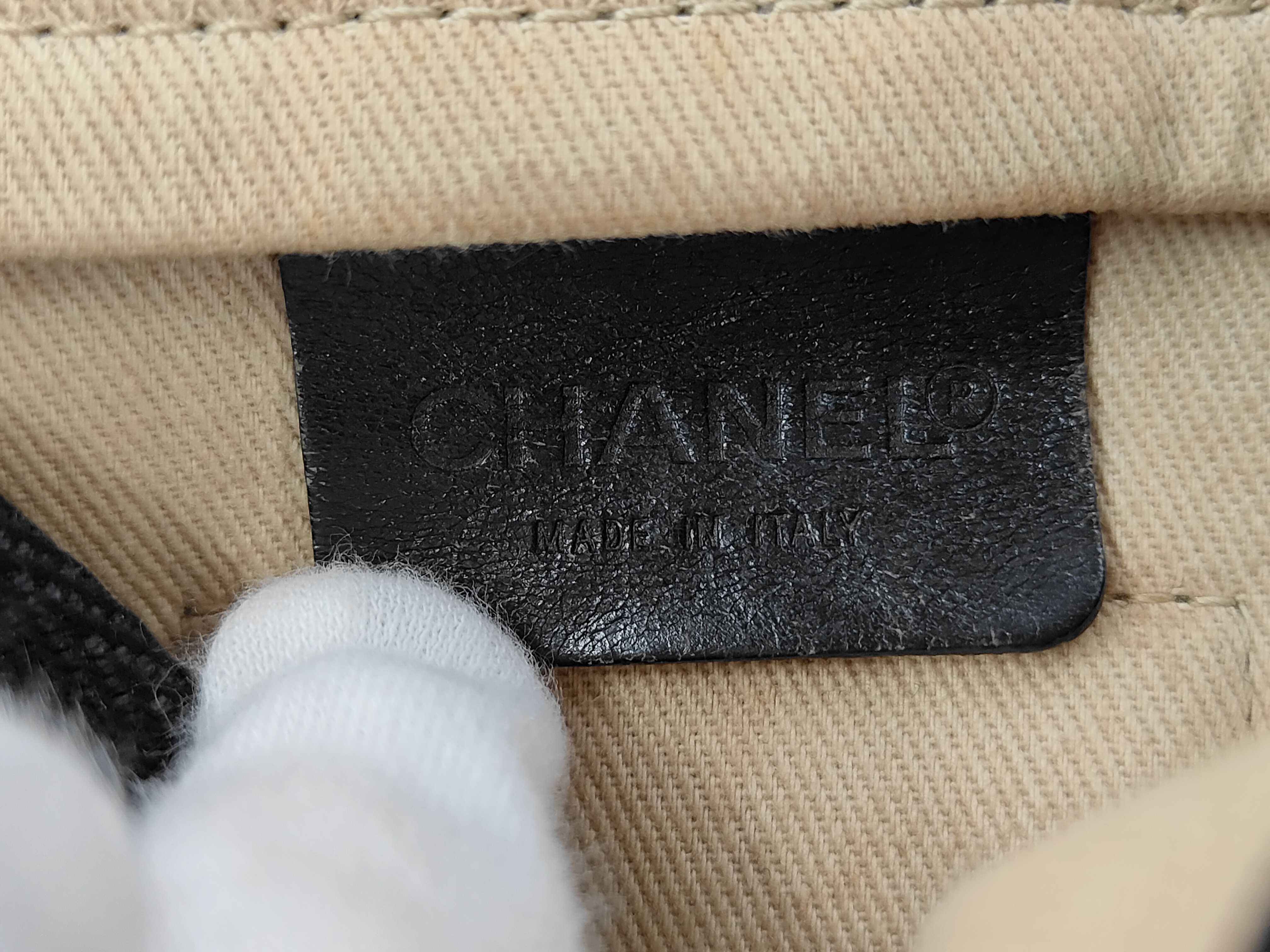 shoulder bag — view 10