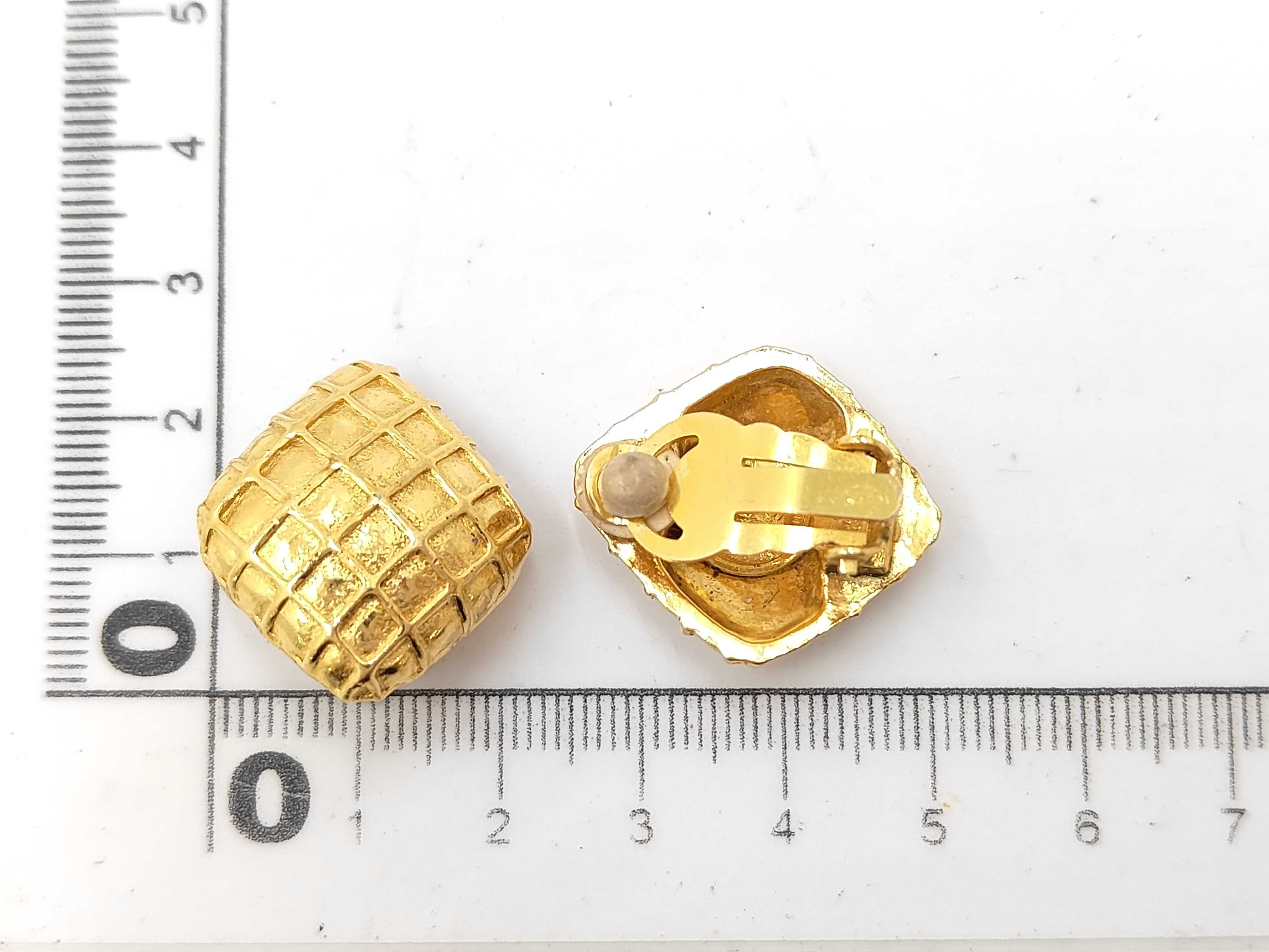 Earrings — view 6