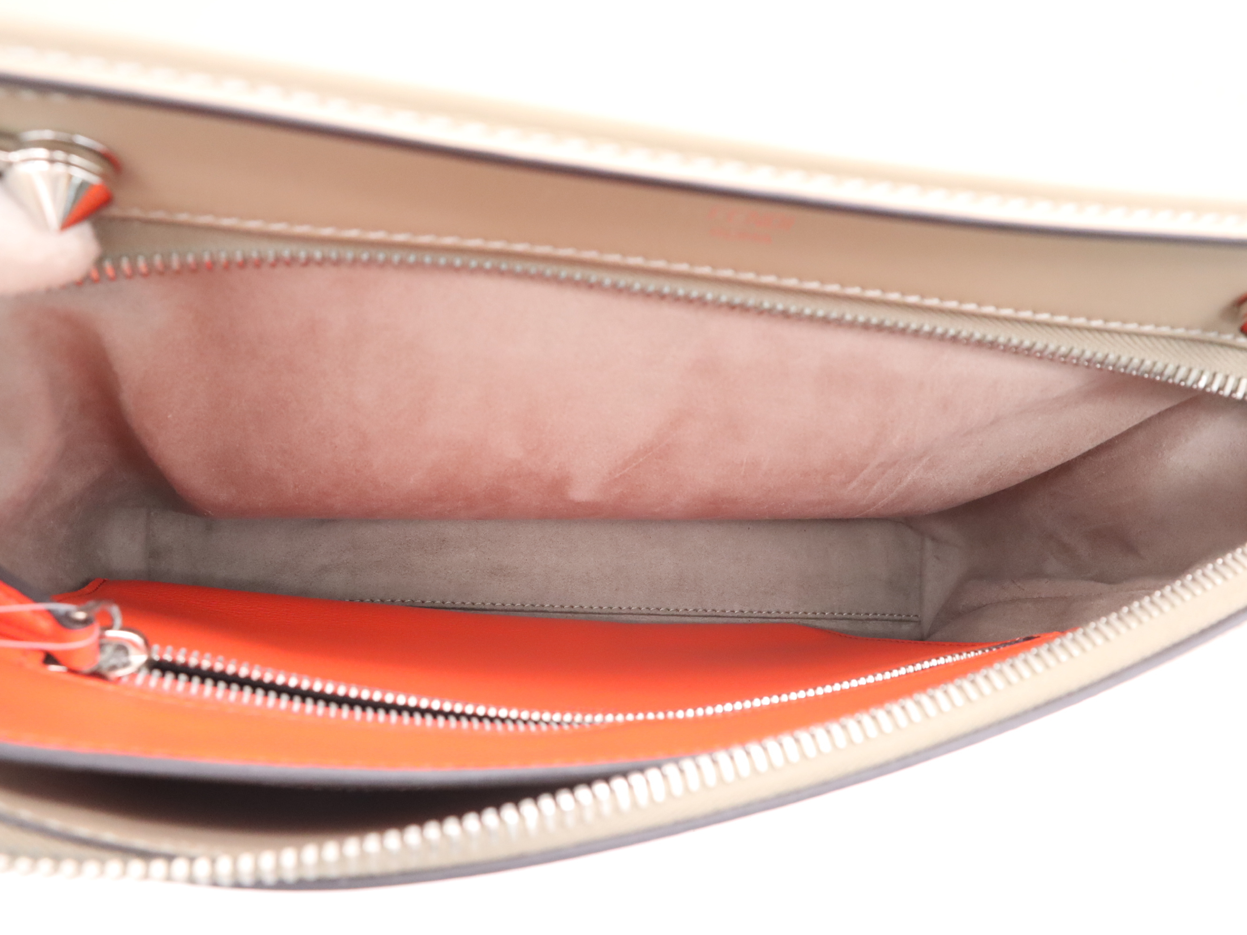 Leather.com 2-Way Handbag, Khaki, with Shoulder Strap and Dust Bag. — view 11