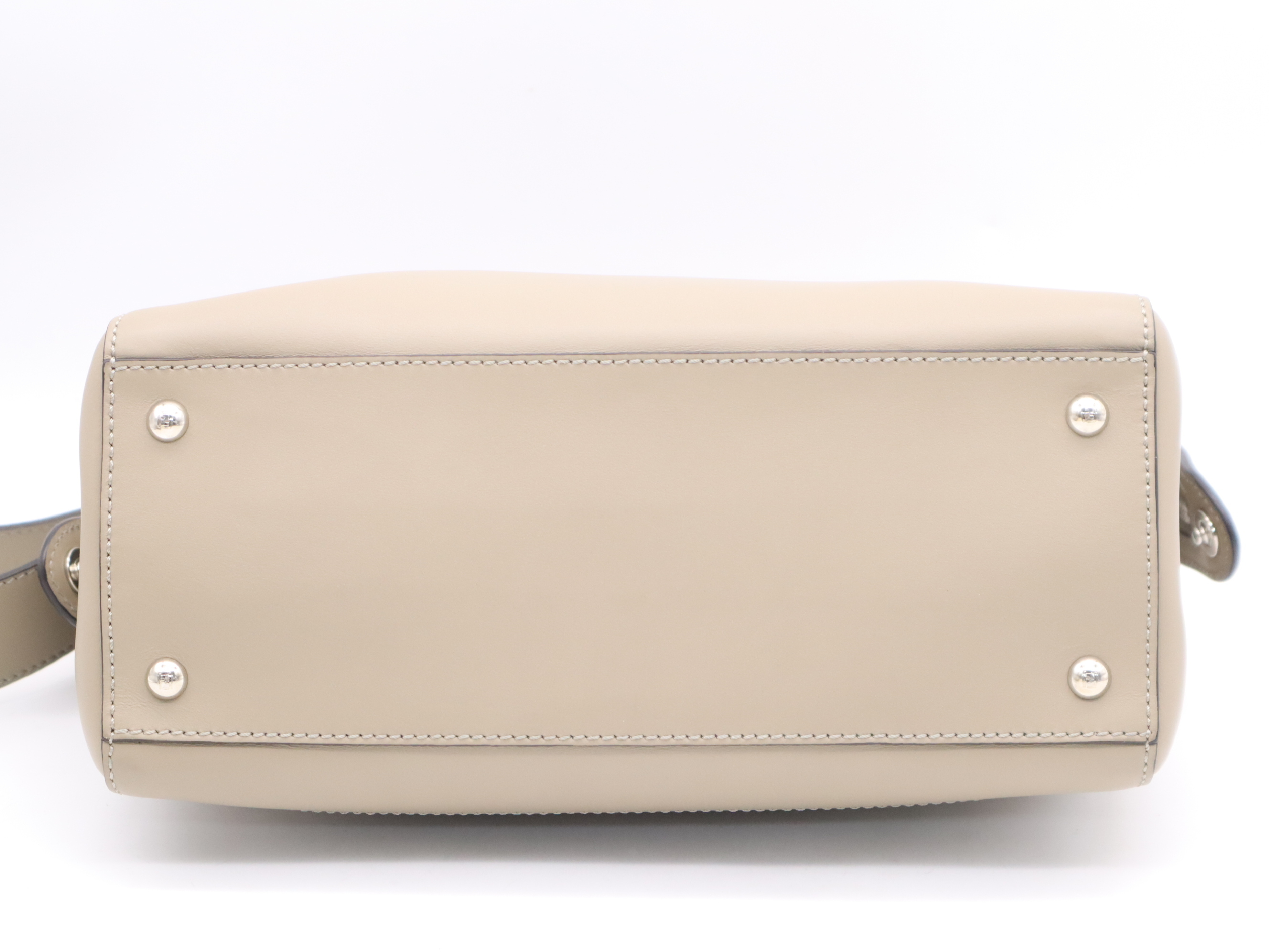 Leather.com 2-Way Handbag, Khaki, with Shoulder Strap and Dust Bag. — view 4