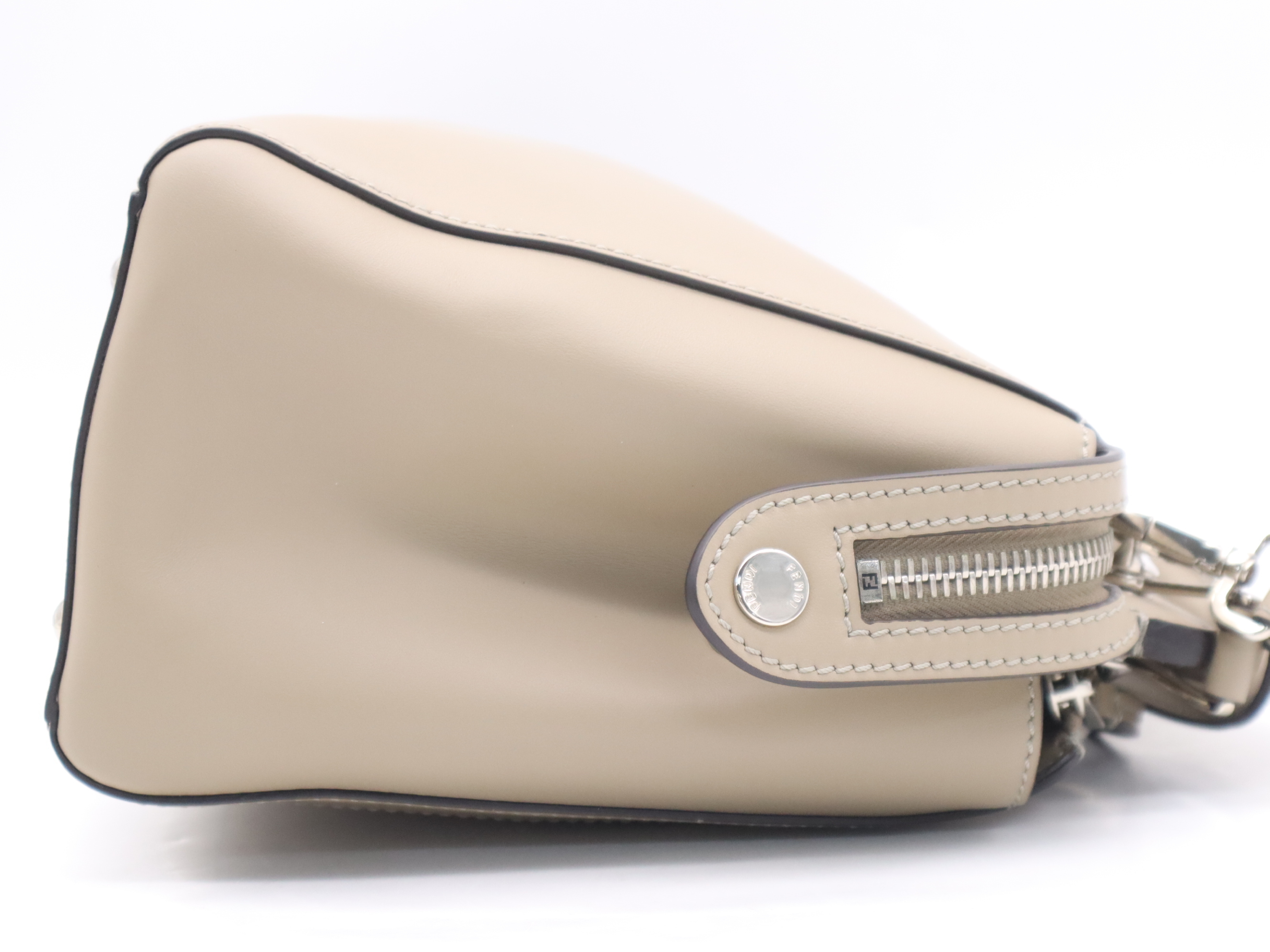 Leather.com 2-Way Handbag, Khaki, with Shoulder Strap and Dust Bag. — view 5