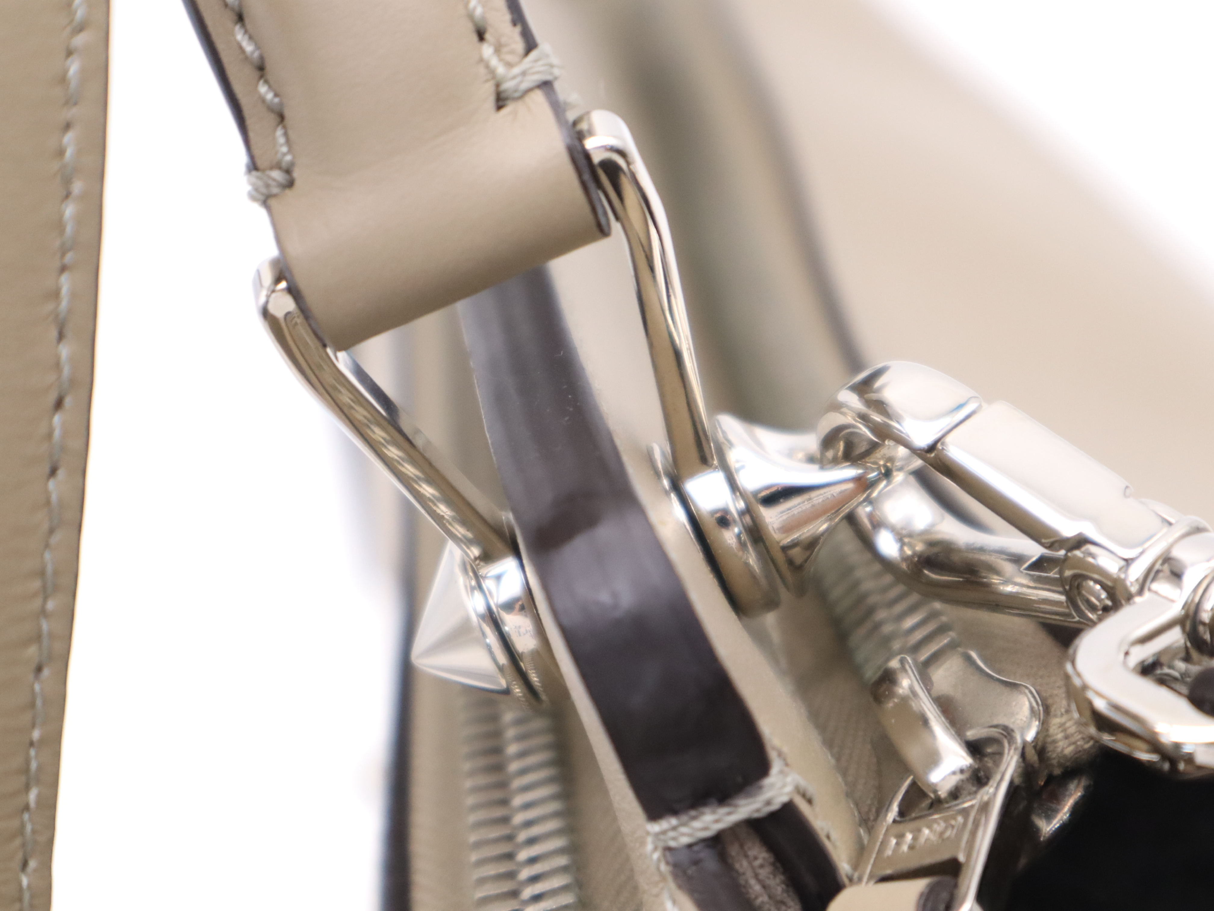 Leather.com 2-Way Handbag, Khaki, with Shoulder Strap and Dust Bag. — view 8