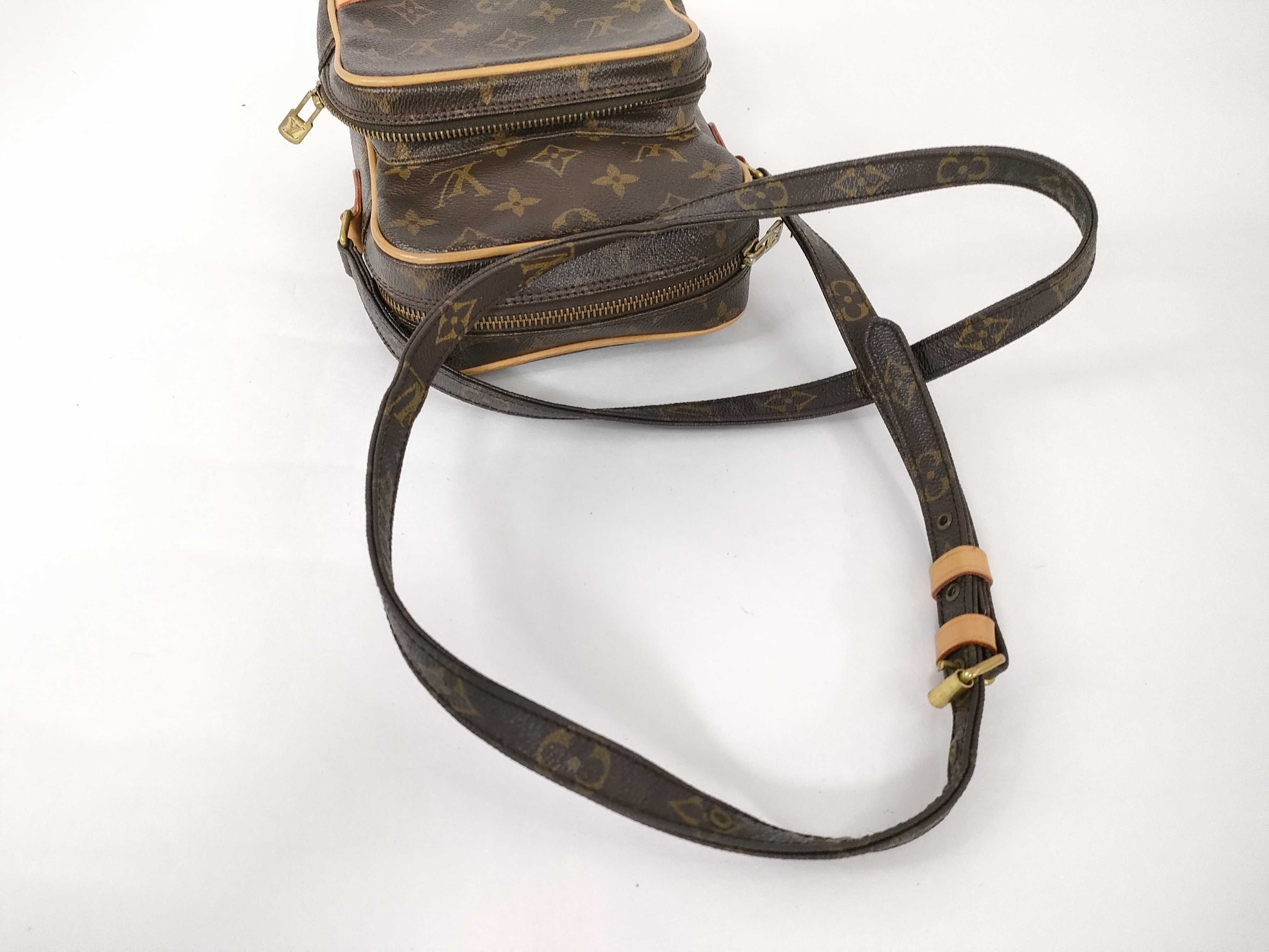 Monogram Louis Vuitton Shoulder Bag — view 3