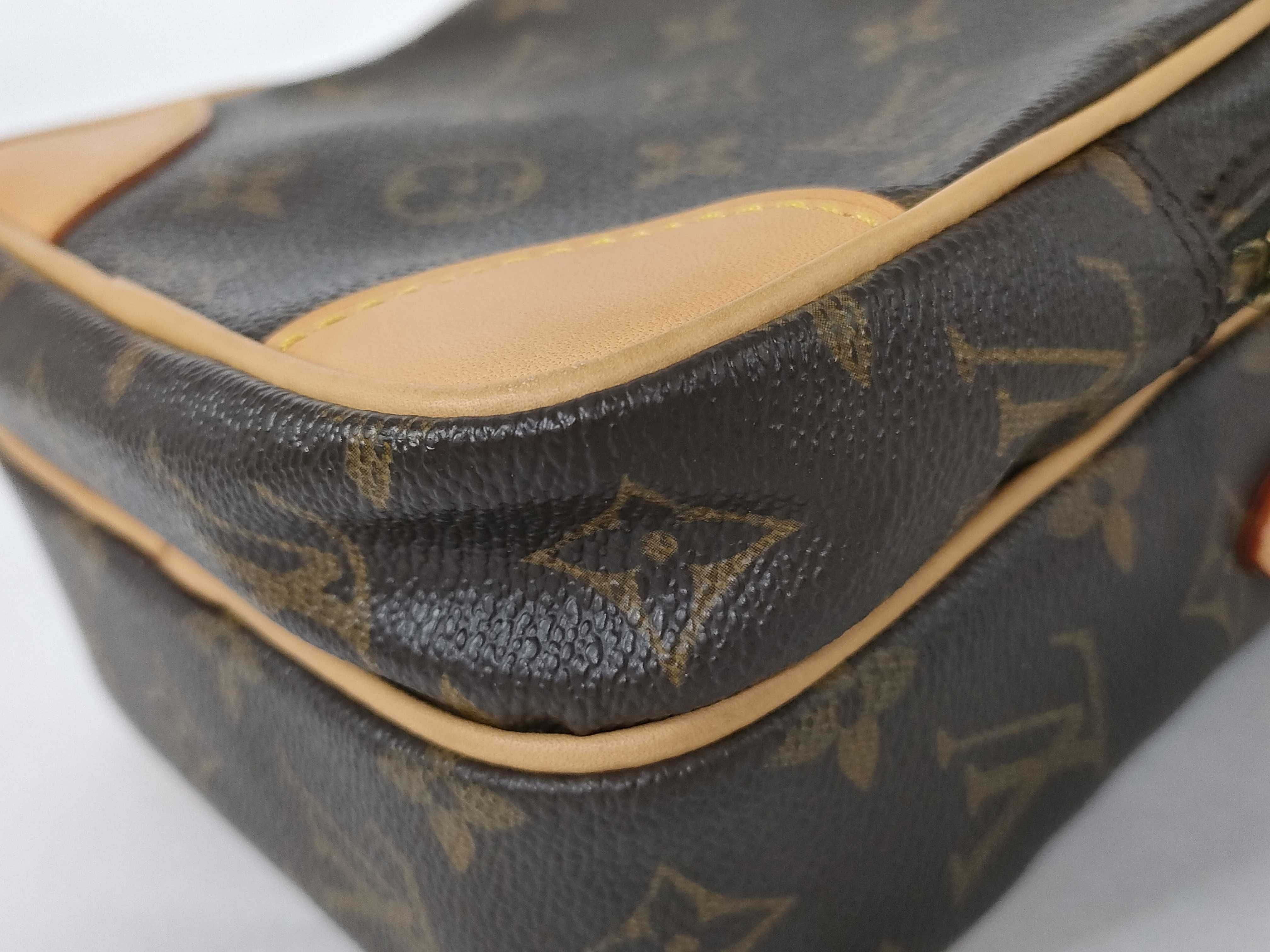 Monogram Louis Vuitton Shoulder Bag — view 6