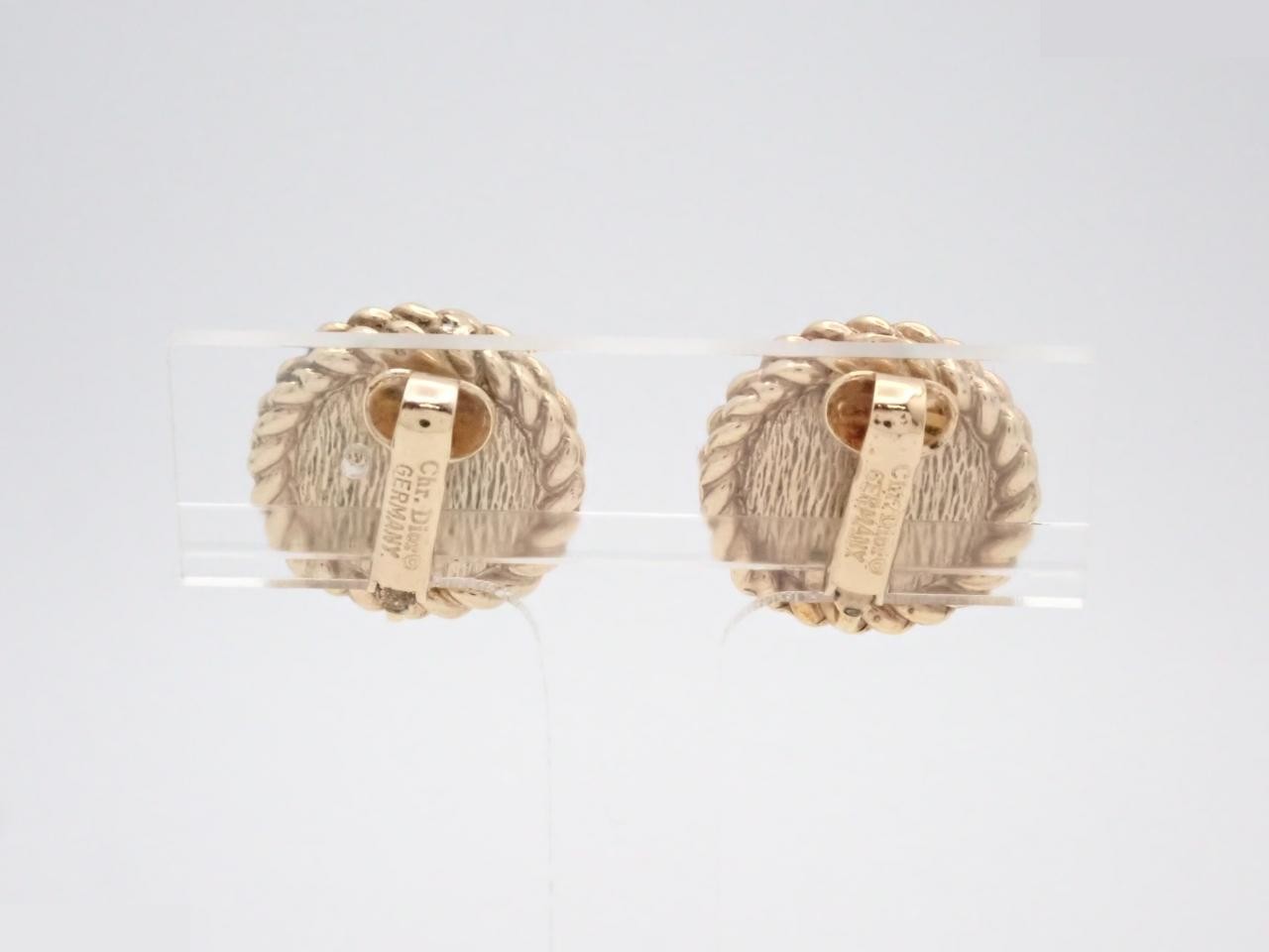 Pearl earrings, gold — view 2
