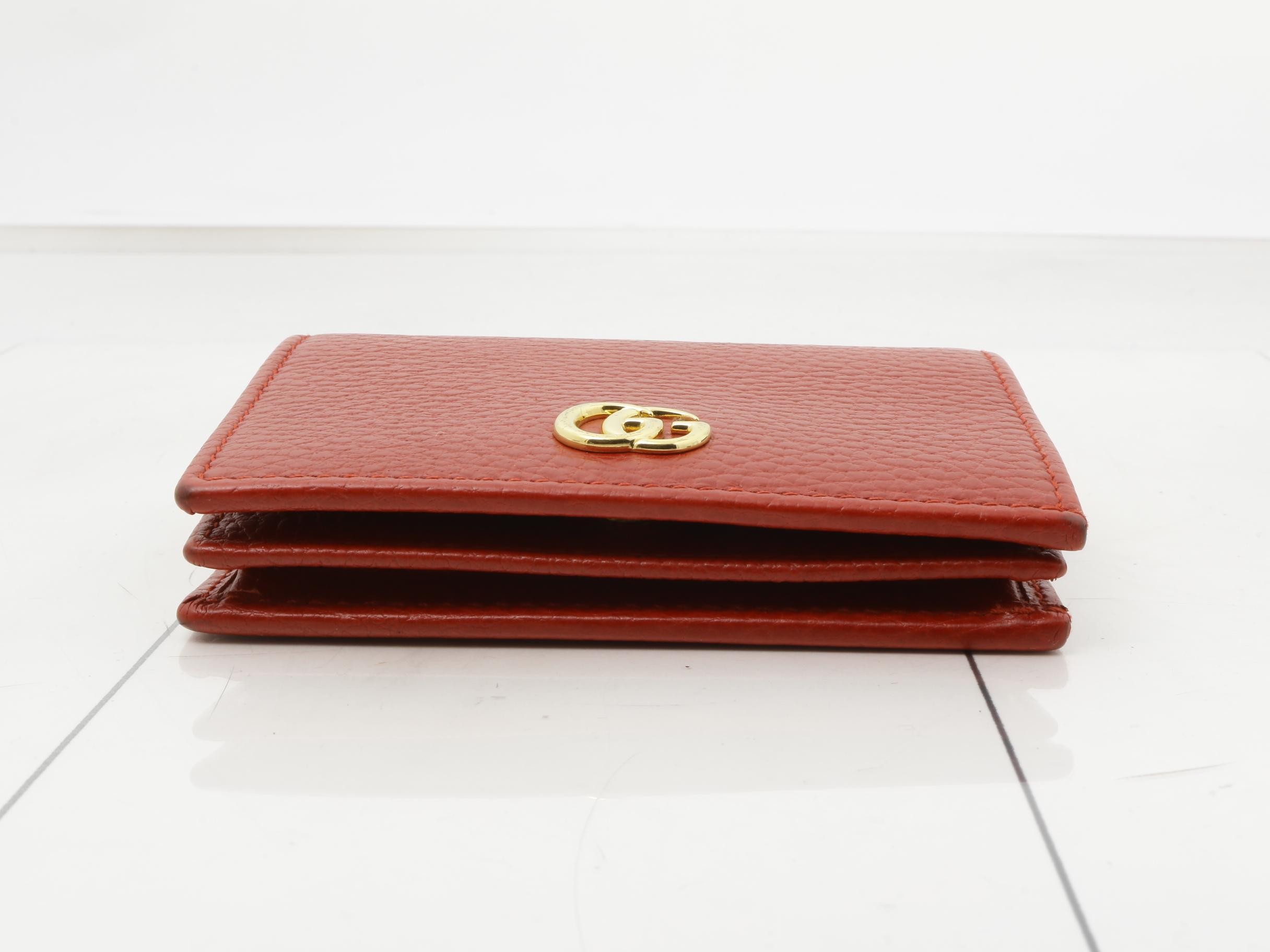 wallet — view 3