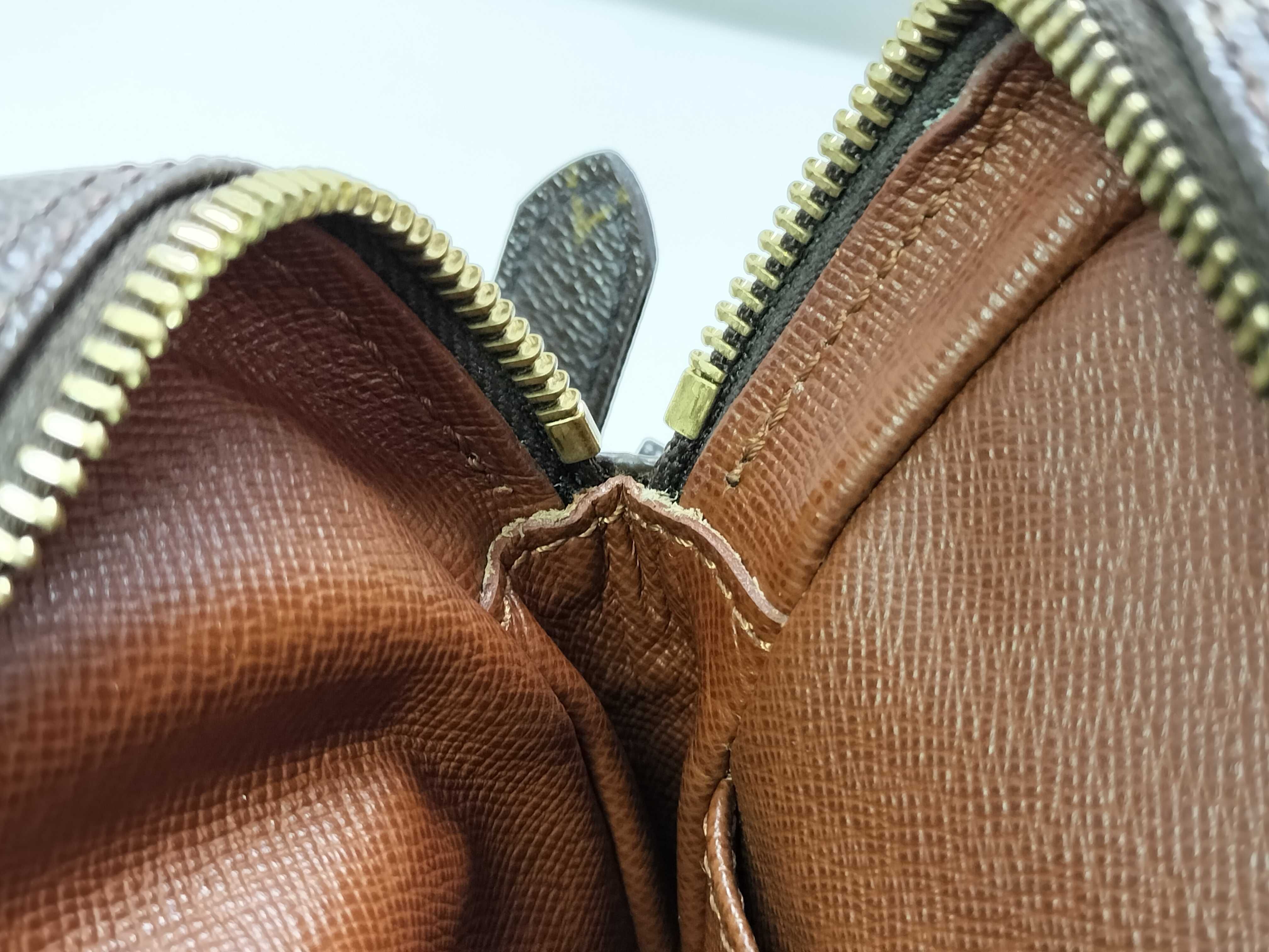 Monogram Louis Vuitton Amazon Shoulder Bag Monogram M45236 Shoulder Bag — view 12