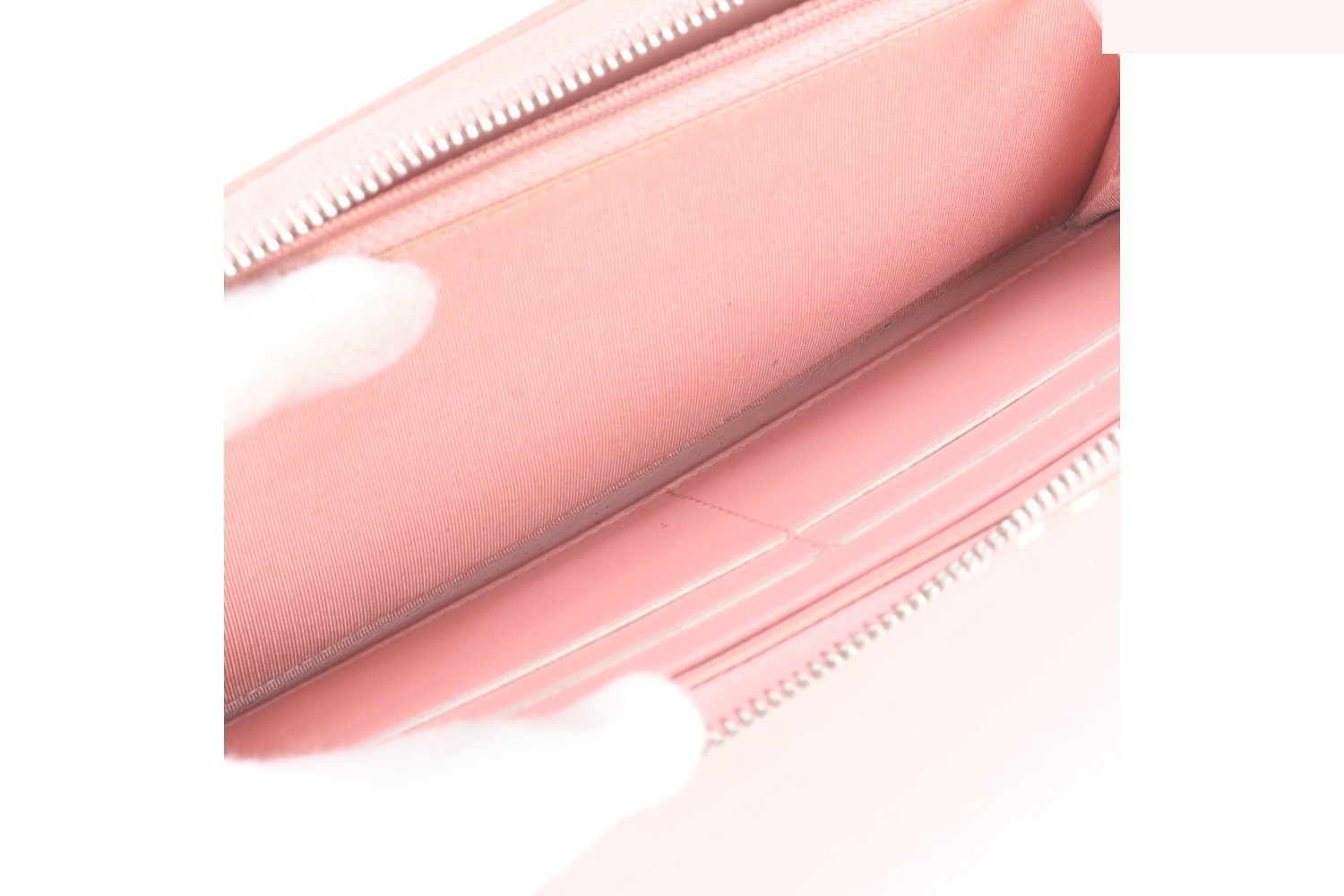 Serial sticker included Caviar skin leather CC filigree long wallet — view 9