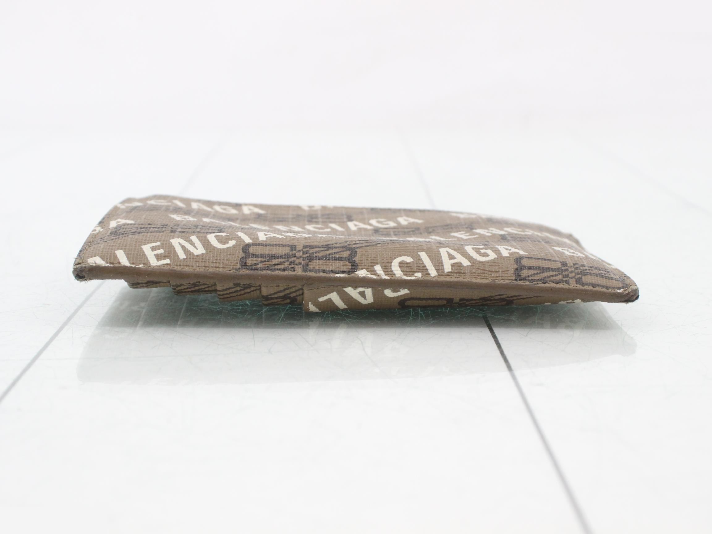 Fragment case, yellow — view 3
