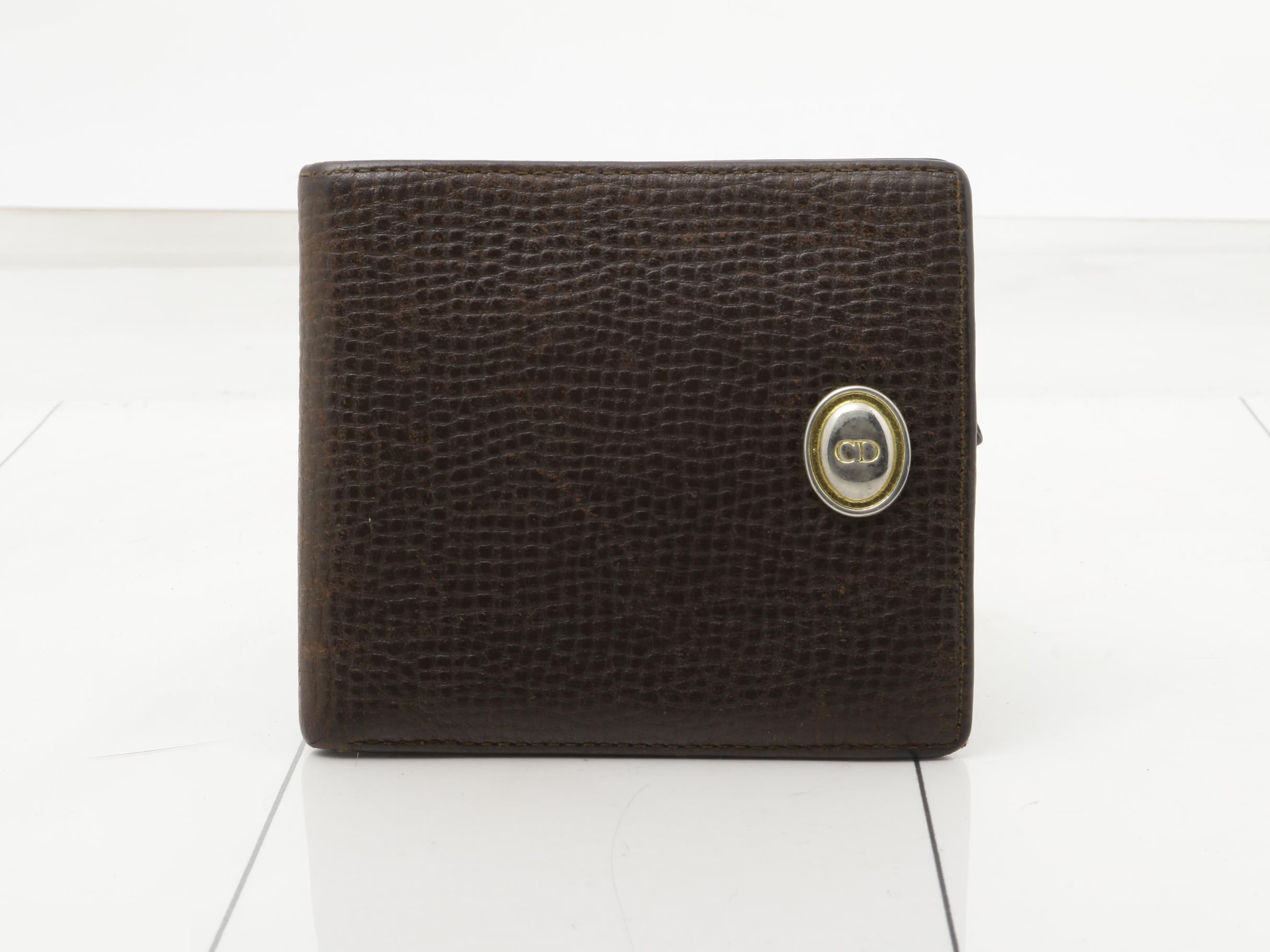 Bi-fold wallet, leather