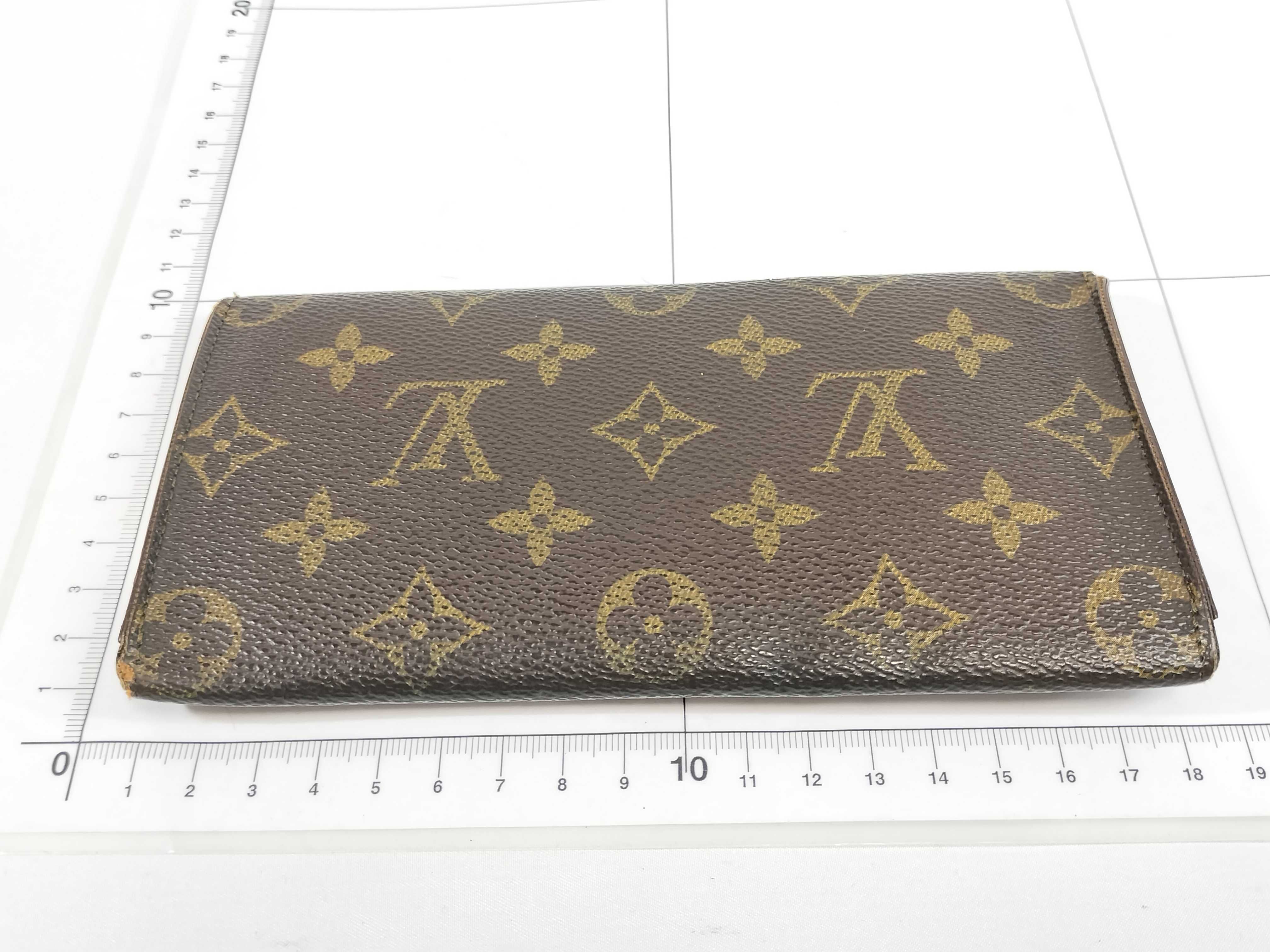 Monogram Porte Circle Bifold M61820 Billfold — view 2