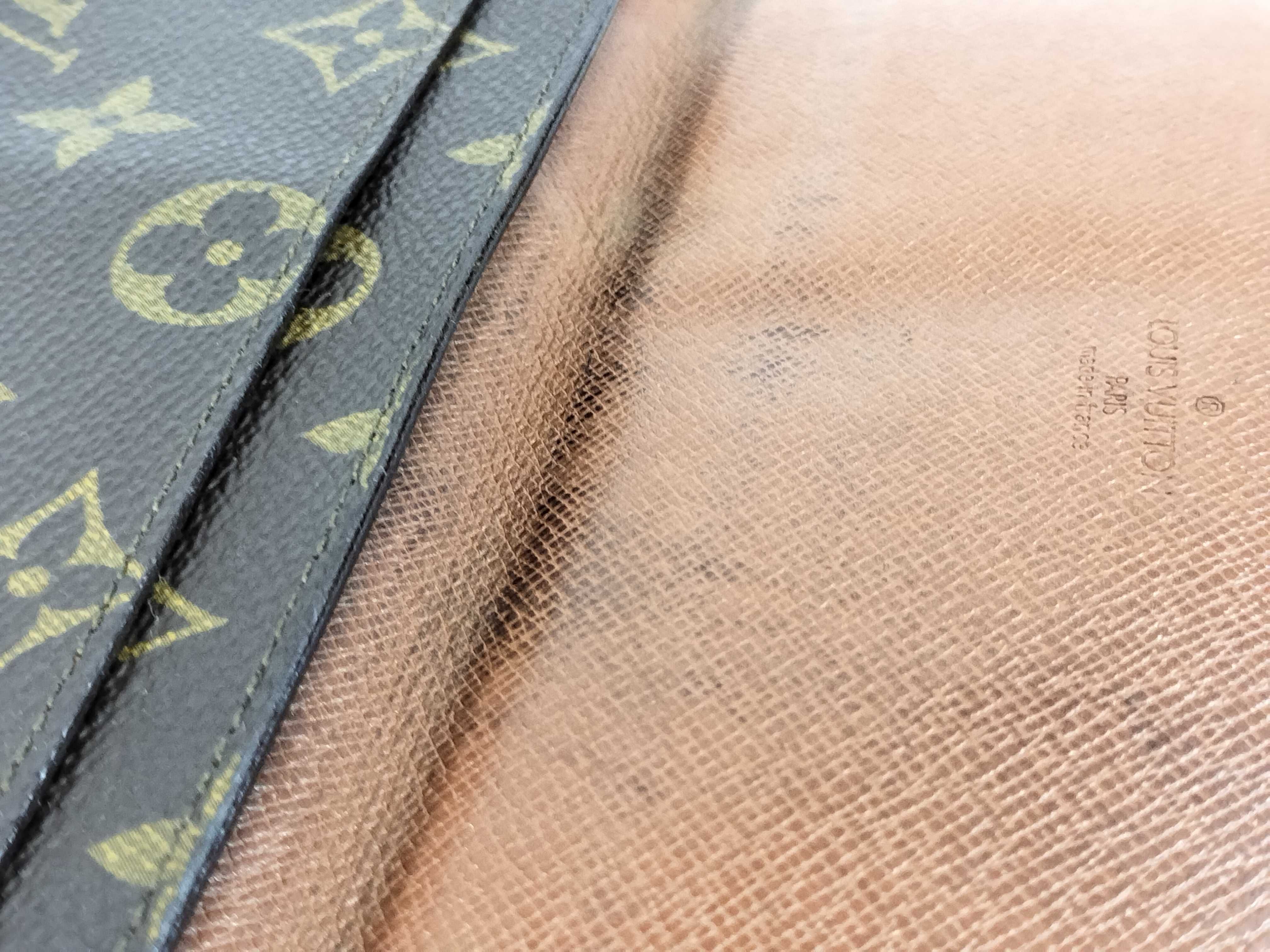 Monogram Porte Circle Bifold M61820 Billfold — view 12