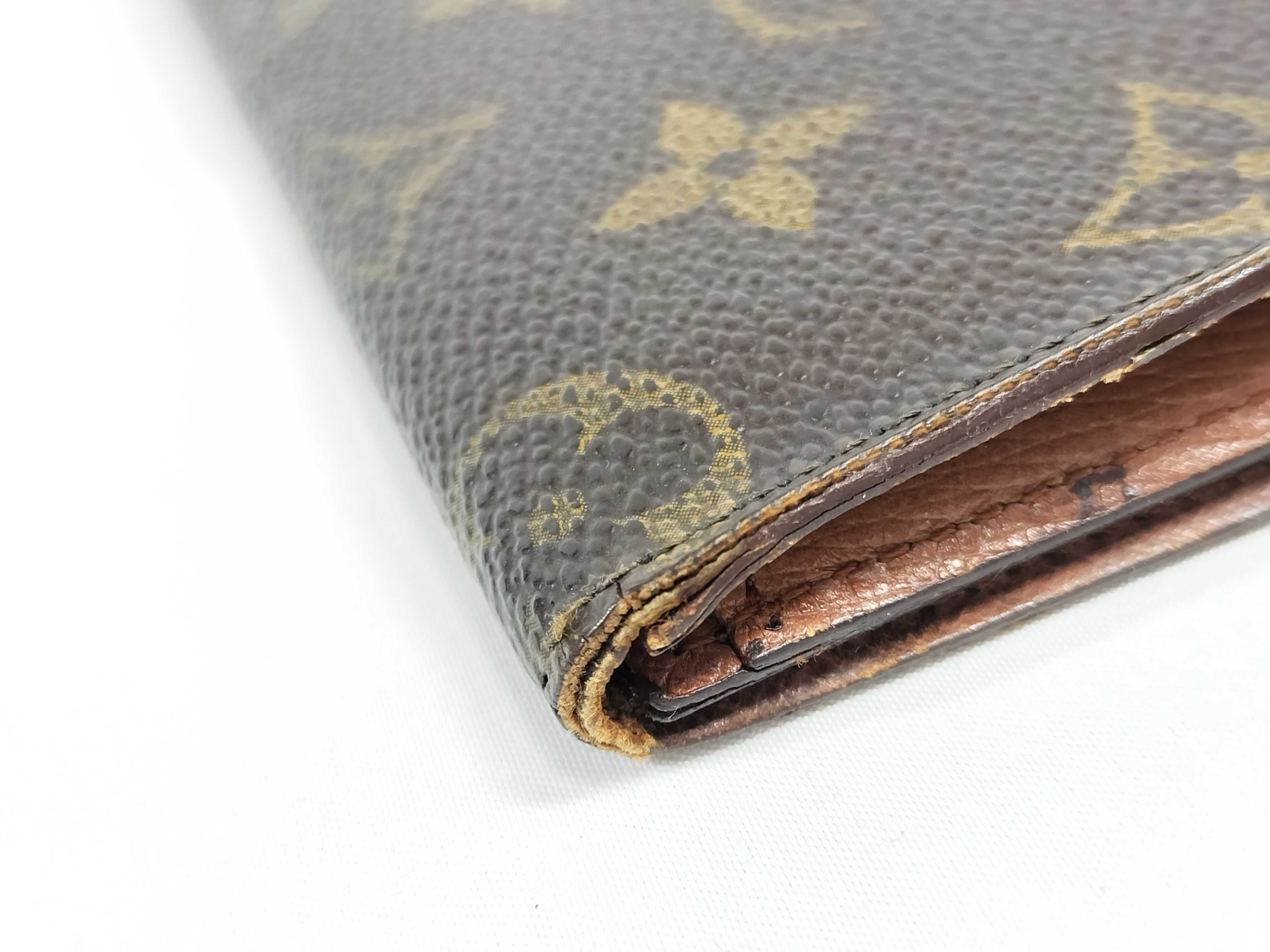 Monogram Porte Circle Bifold M61820 Billfold — view 13