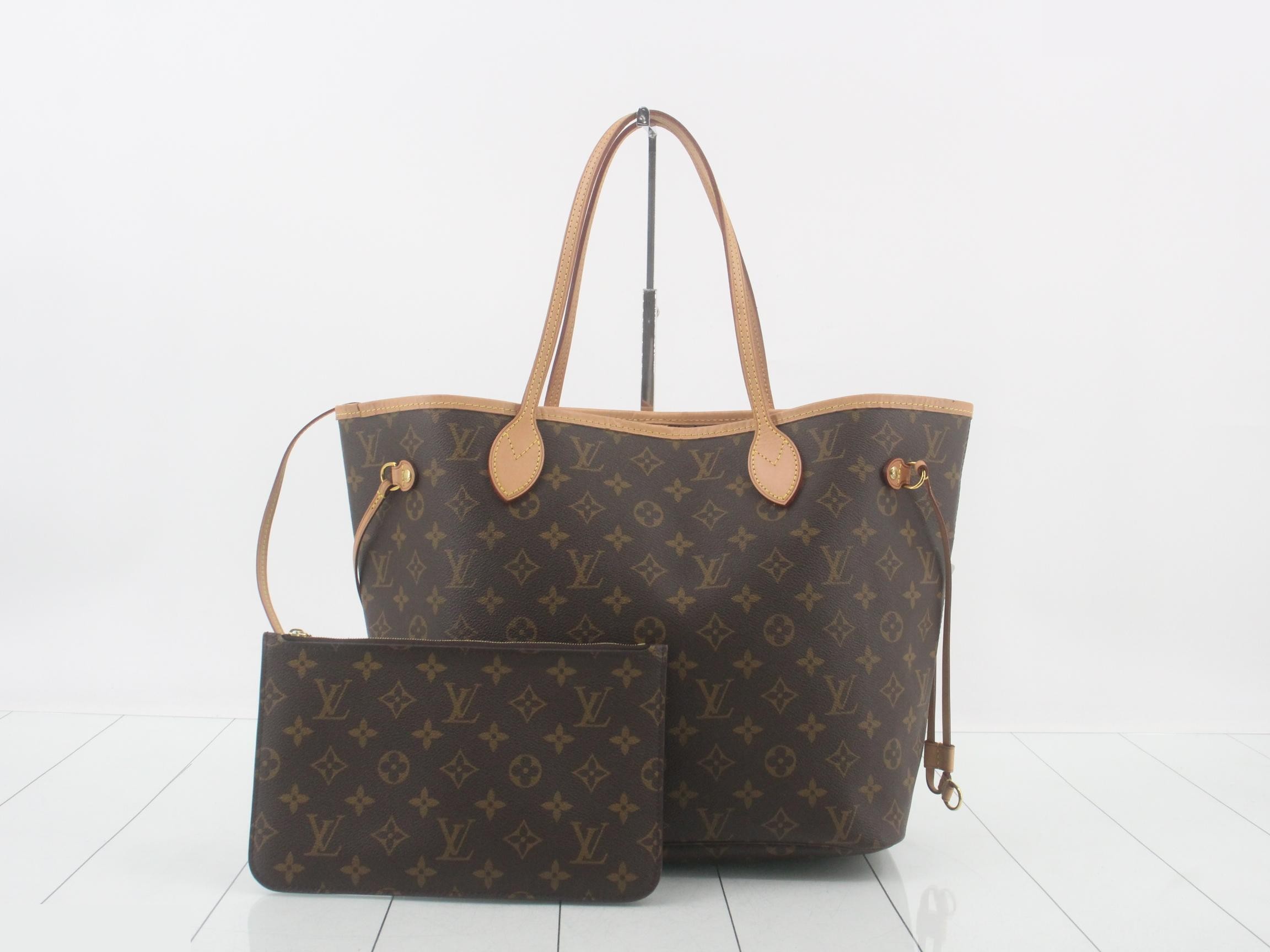 Monogram Neverfull MM Beige Tote Bag with Pouch