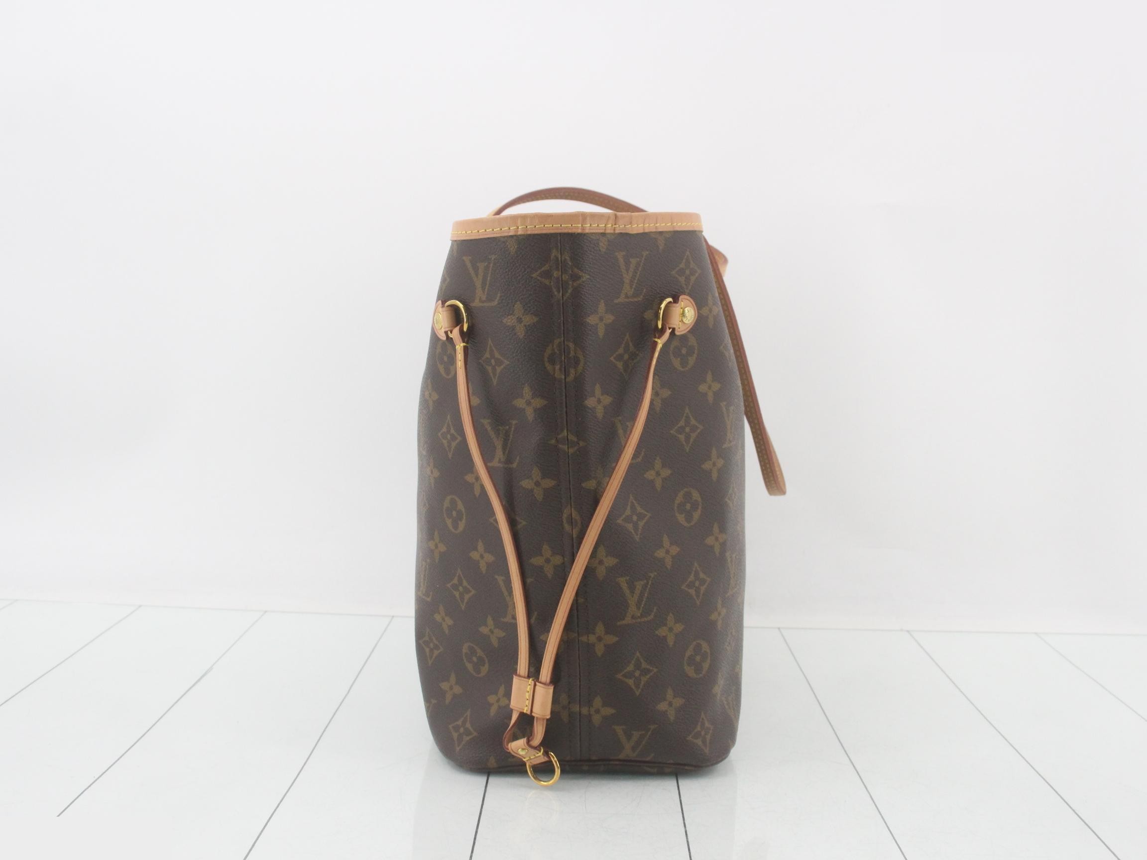 Monogram Neverfull MM Beige Tote Bag with Pouch — view 4