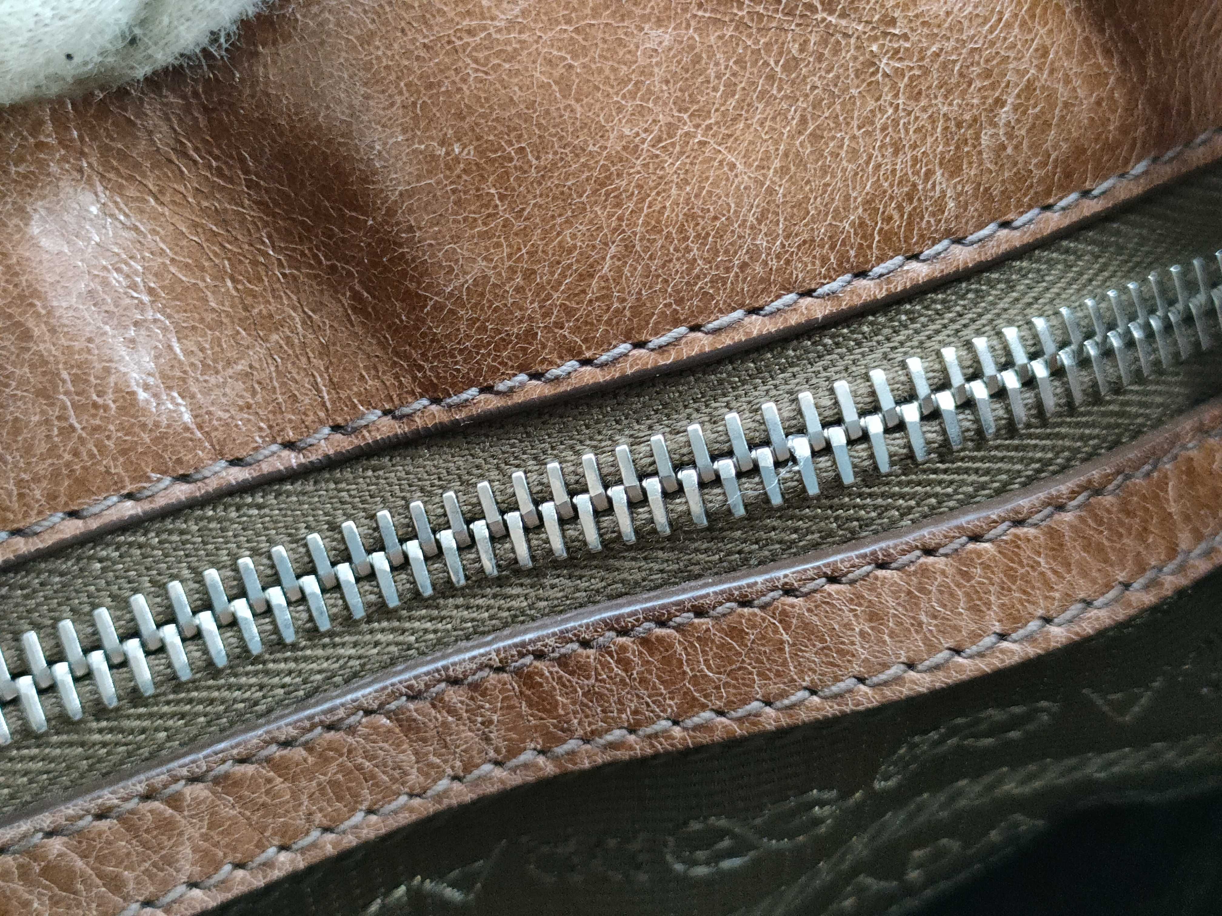 Shoulder bag / Leather handbag — view 10