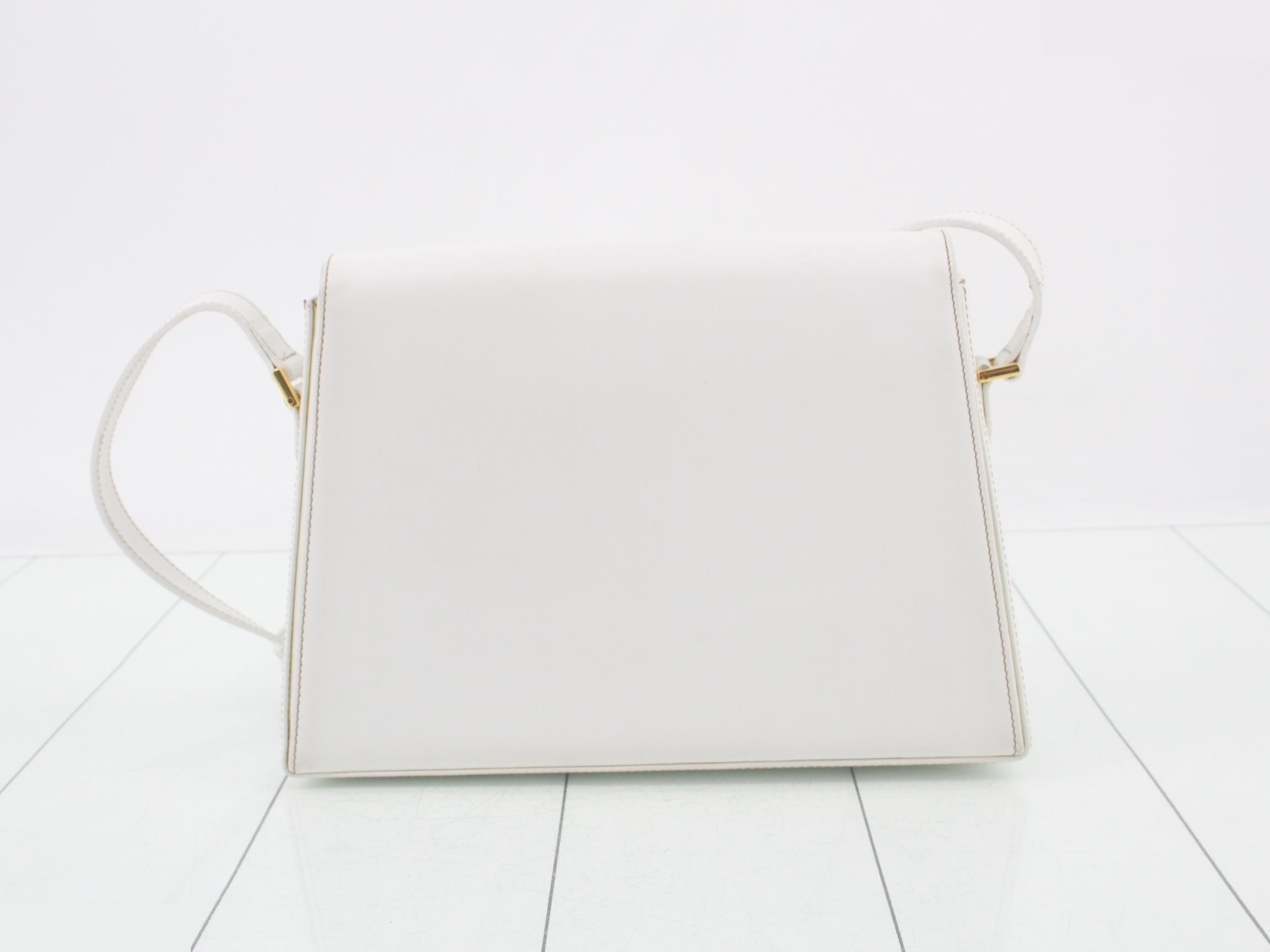 Vintage Leather Shoulder Bag — view 2