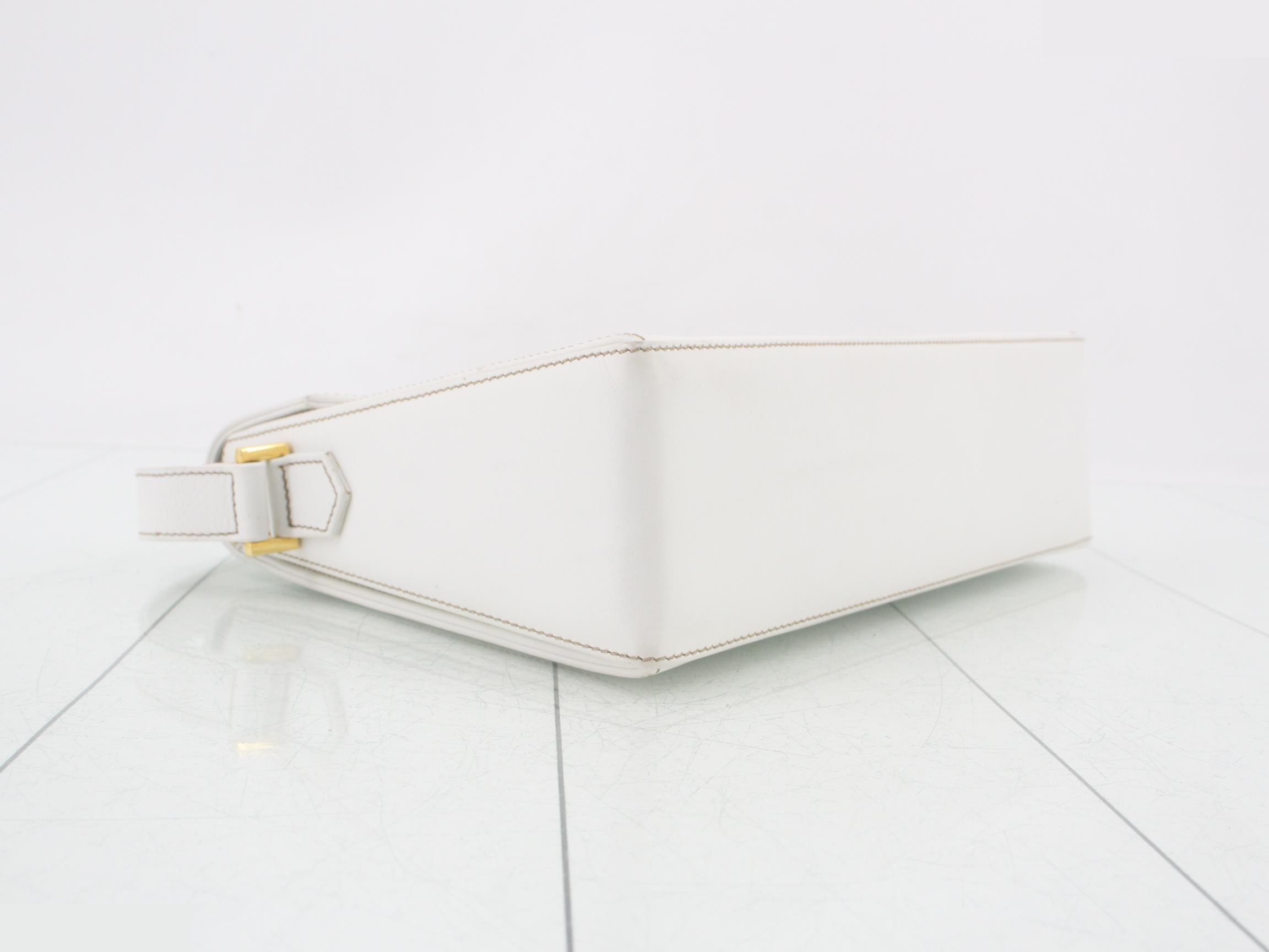 Vintage Leather Shoulder Bag — view 5