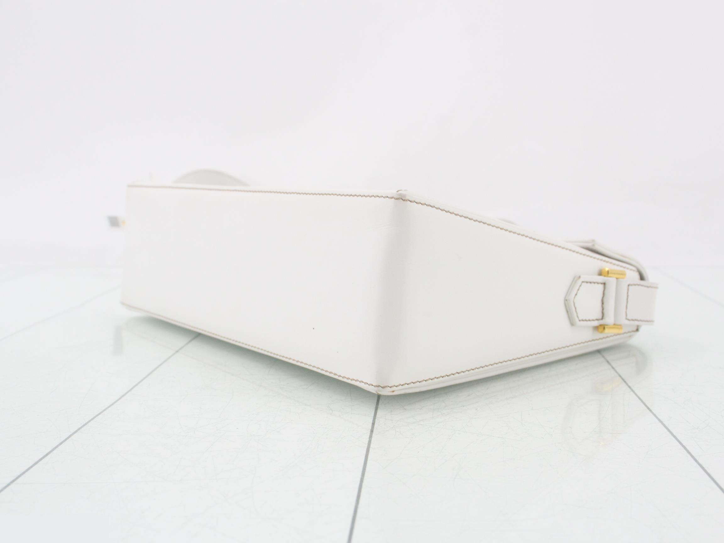 Vintage Leather Shoulder Bag — view 6