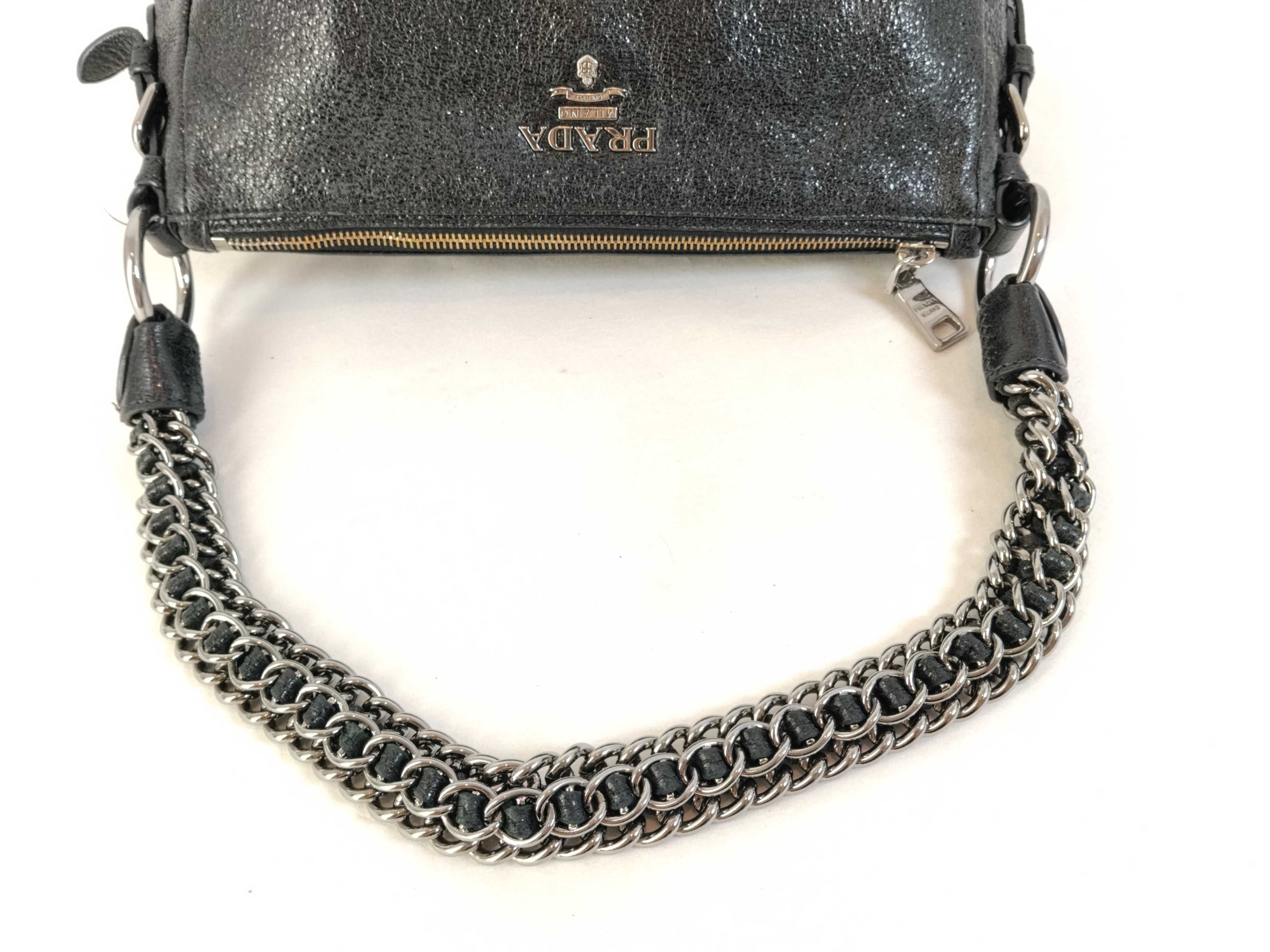 handbag, chain leather, black handbag — view 3