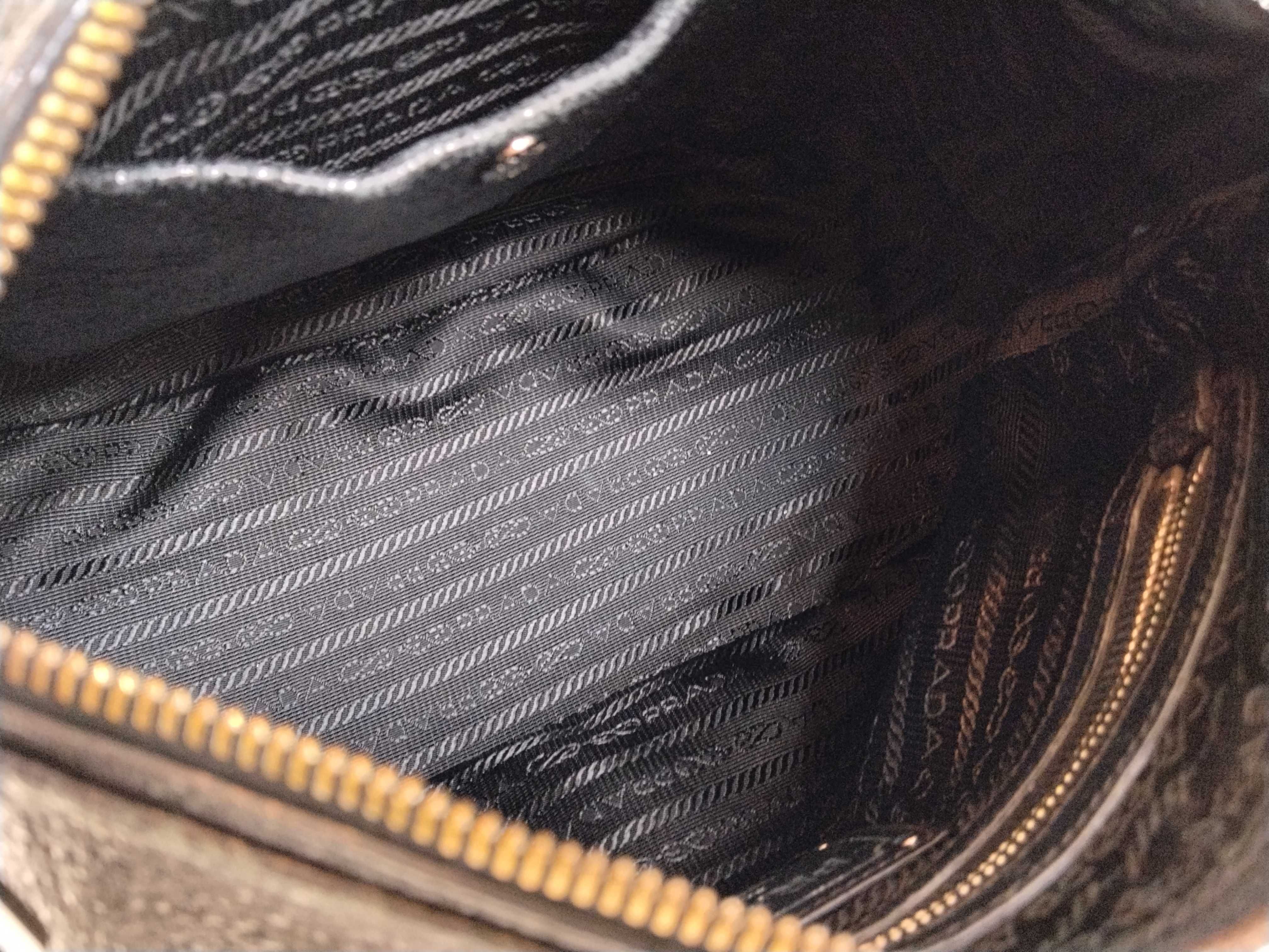 handbag, chain leather, black handbag — view 10