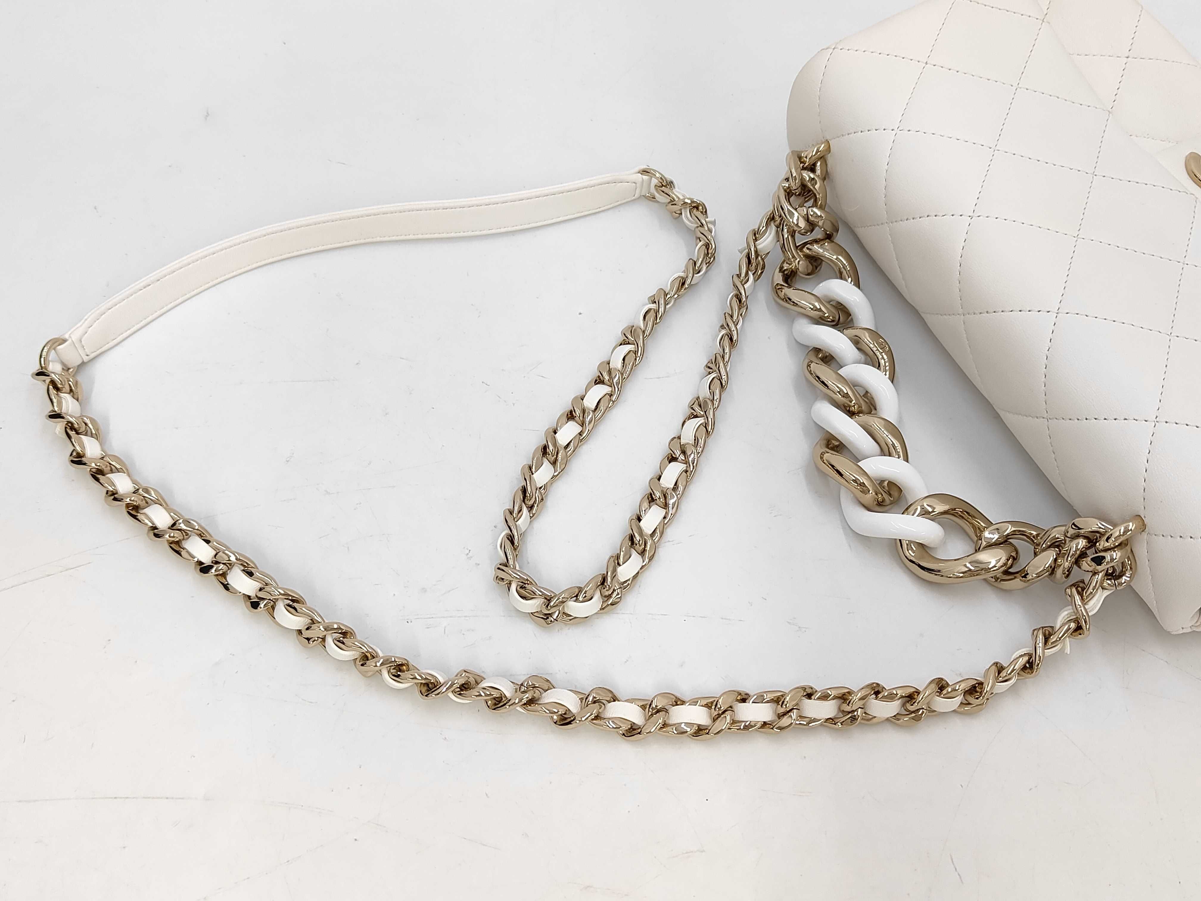 Lambskin Bicolor Chain 2-Way Bag White Shoulder Bag — view 5
