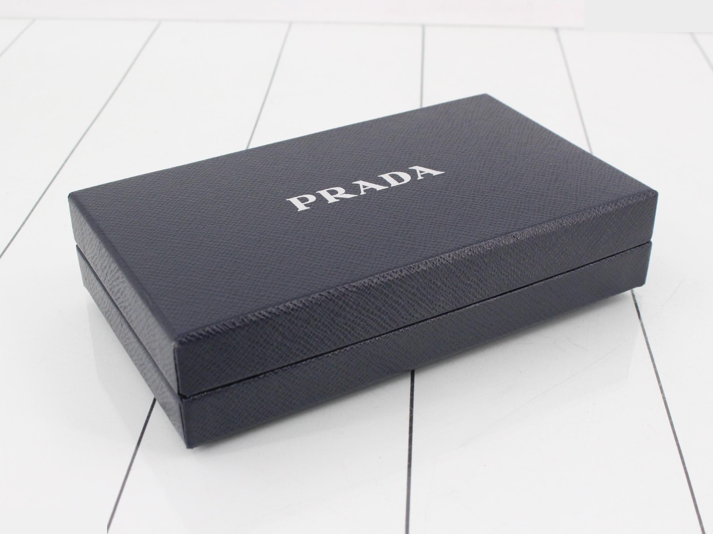Saffiano leather long wallet, unused, black. — view 5