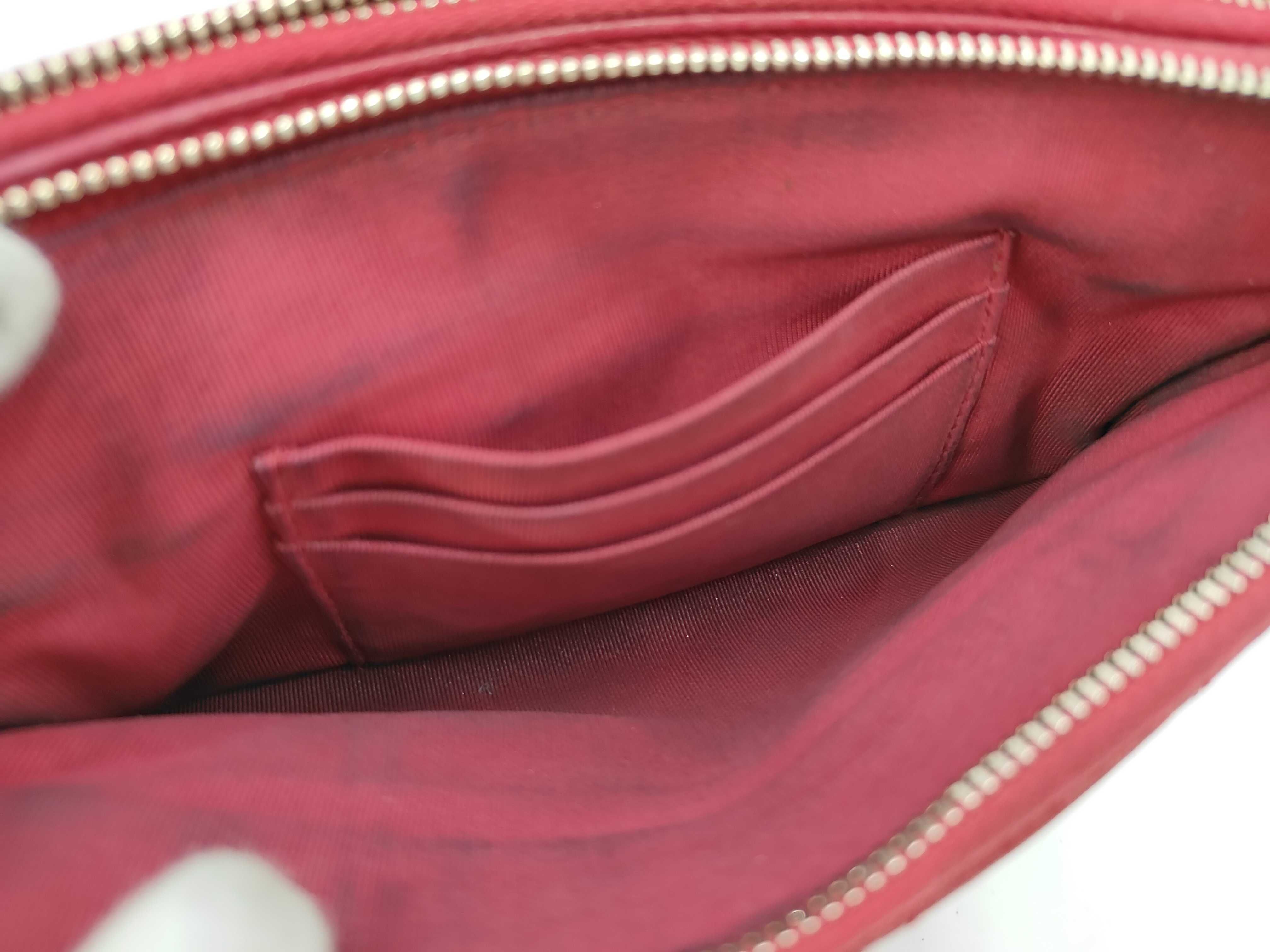 Chain Wallet Shoulder Bag — view 12