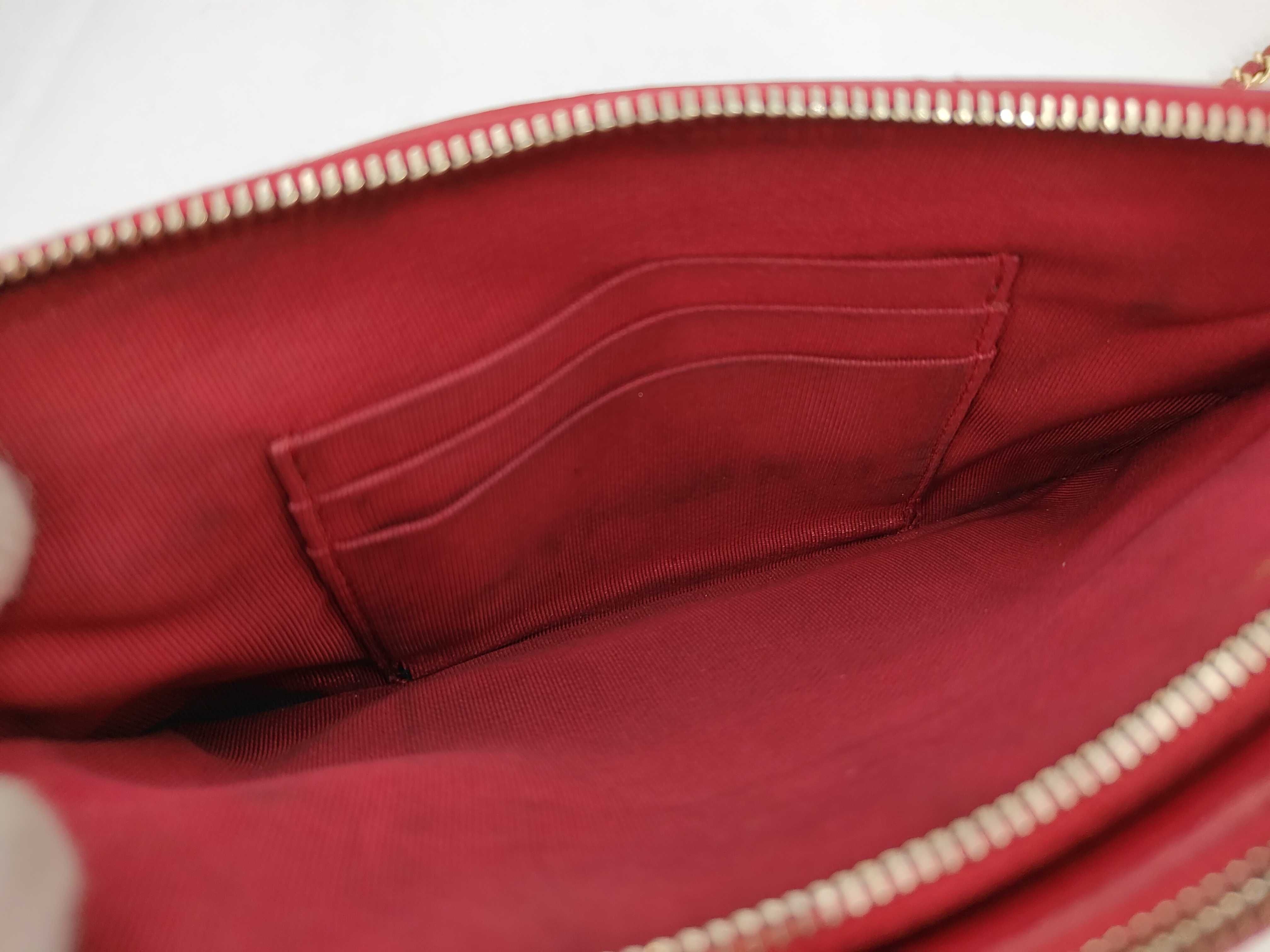 Chain Wallet Shoulder Bag — view 9