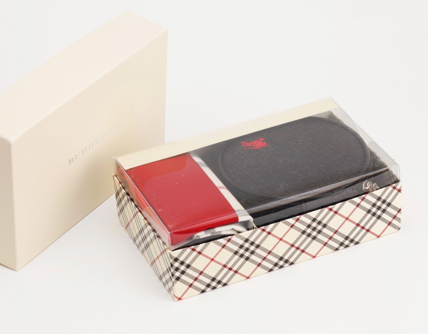 Pouch & Handkerchief Gift Set — view 3