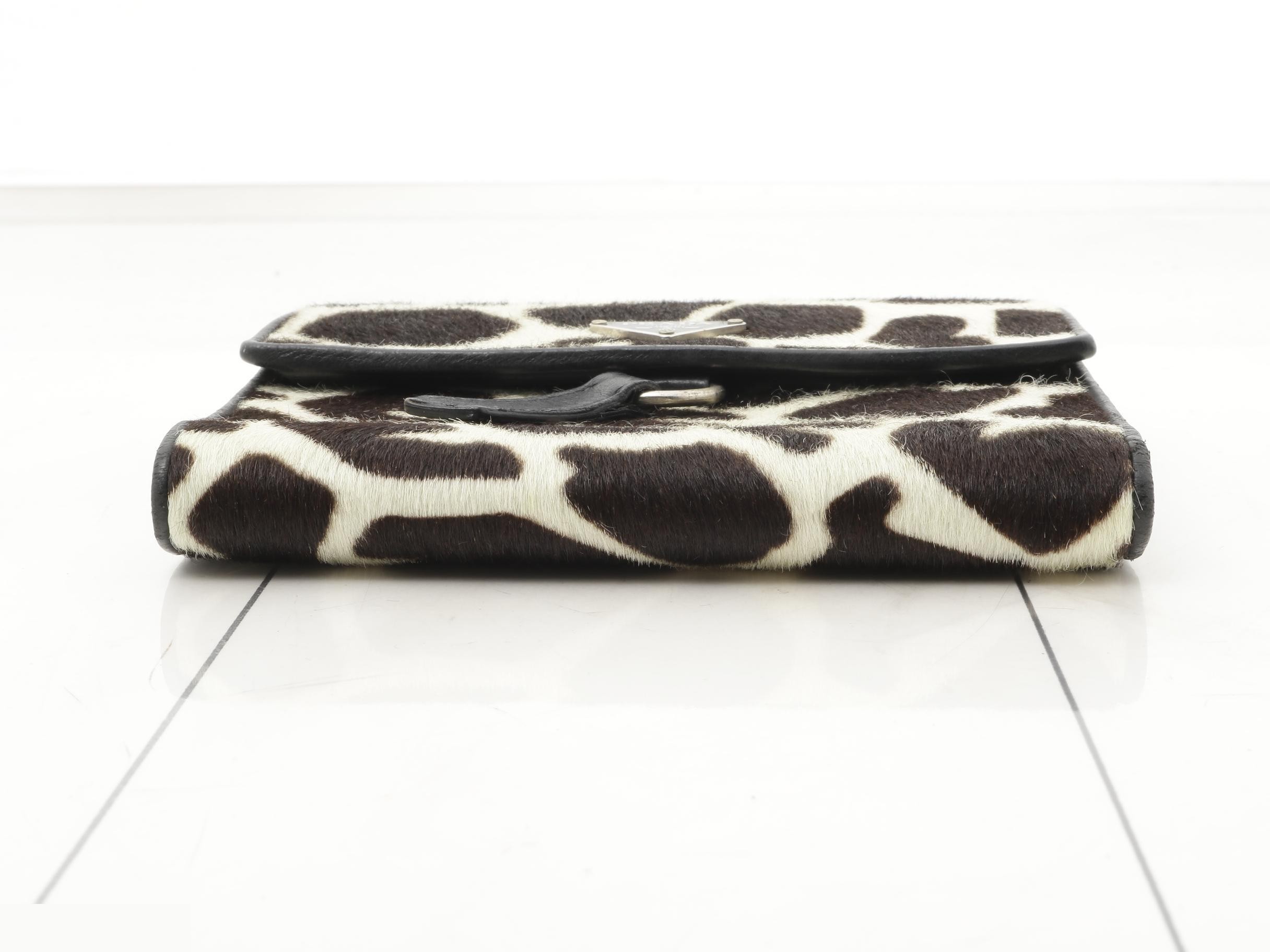 Other lines: Bags and Wallets — view 3