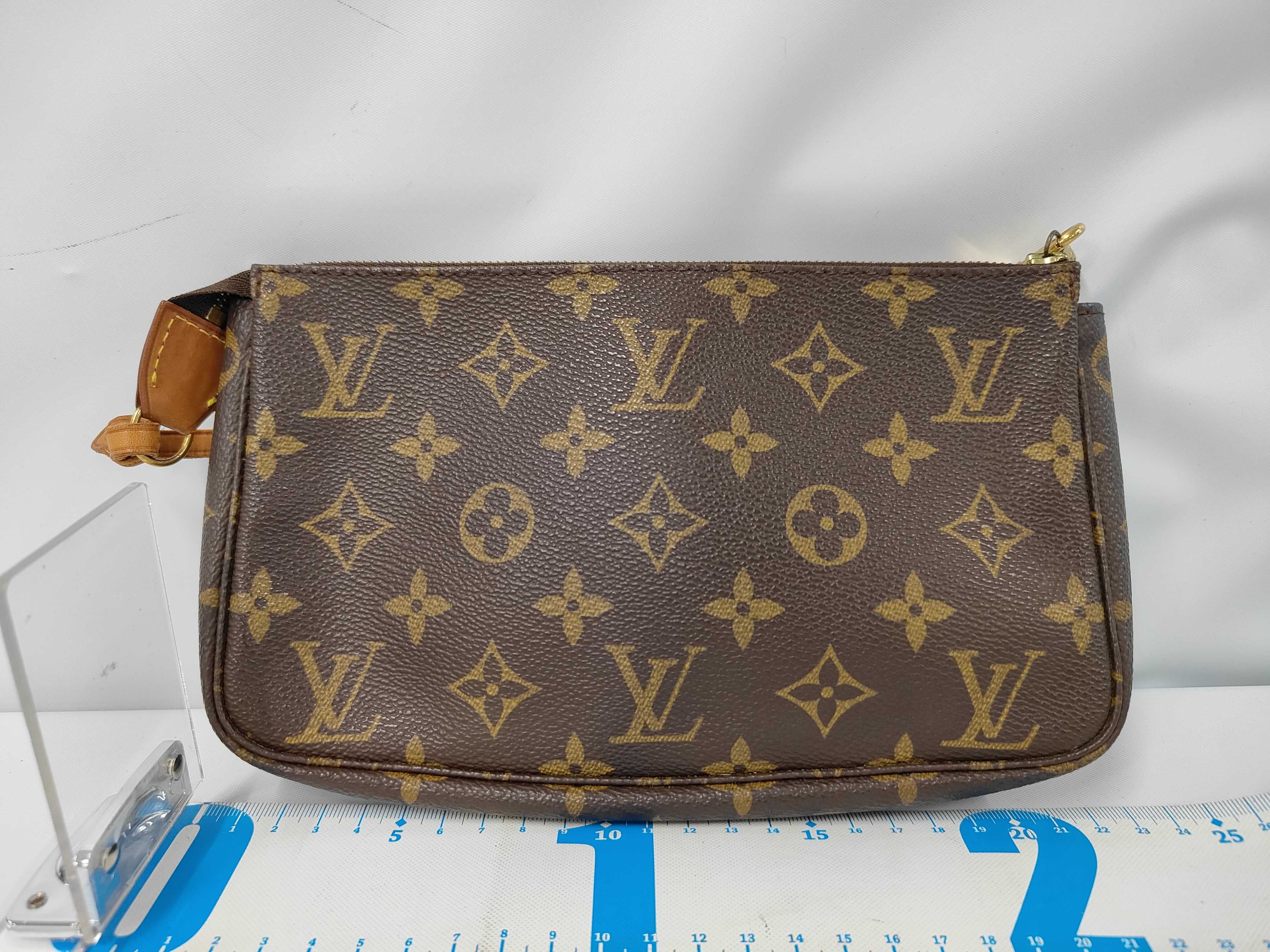 Monogram Pochette Accessoires M51980 Pouch — view 2