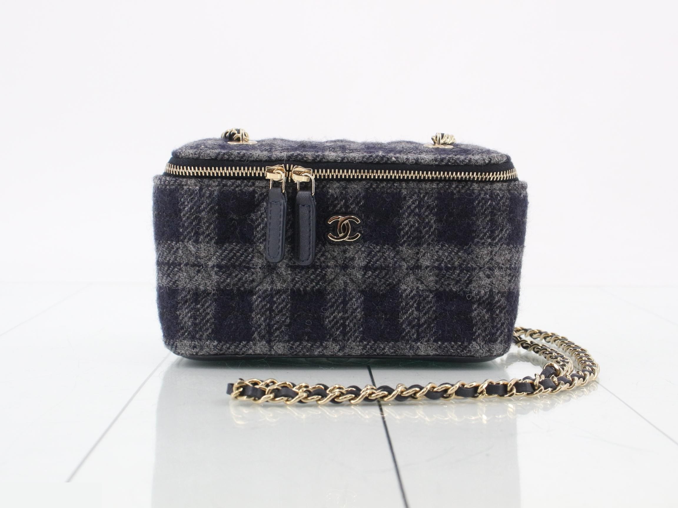 Tweed Vanity Chain Shoulder Bag