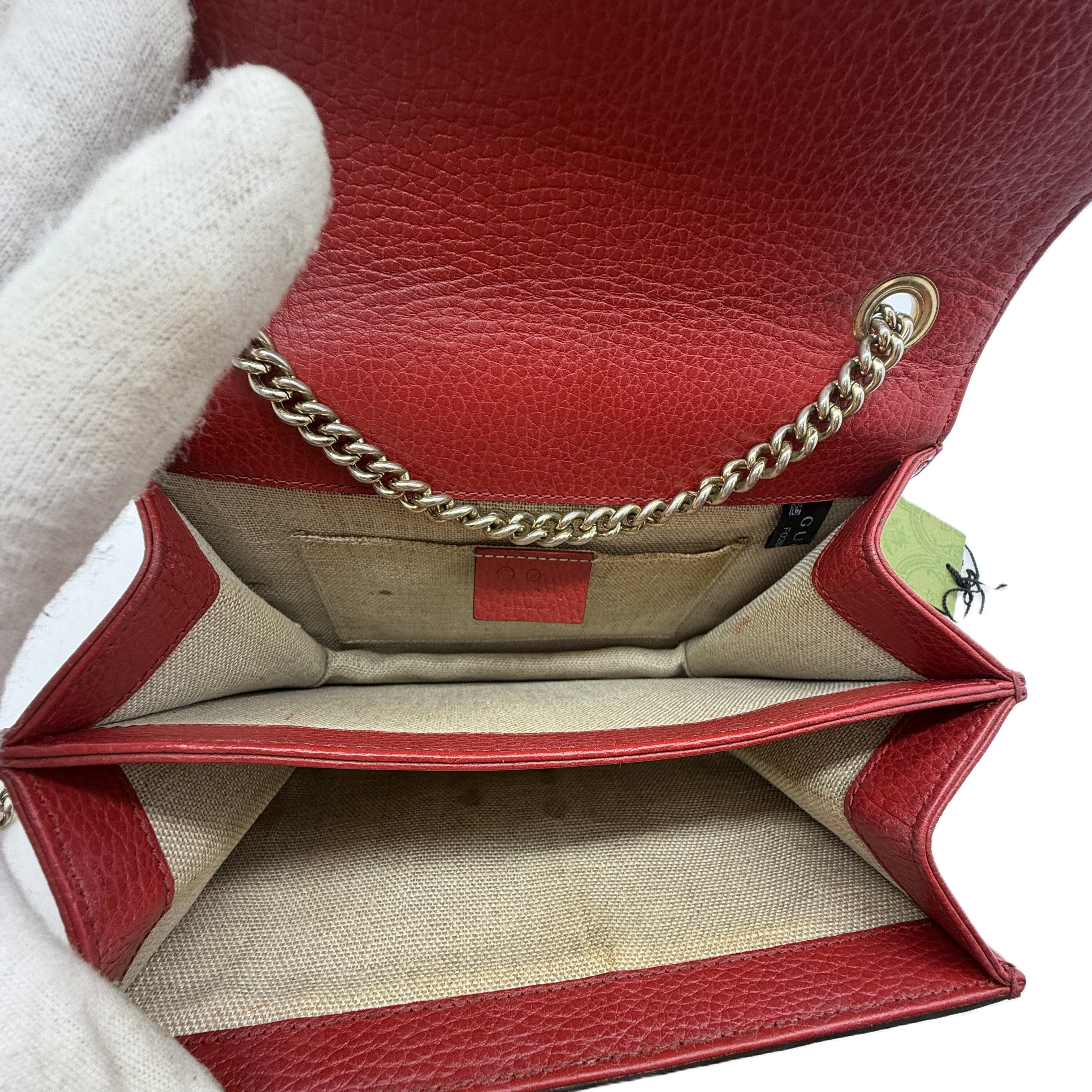 Interlocking Chain Shoulder Bag — view 12