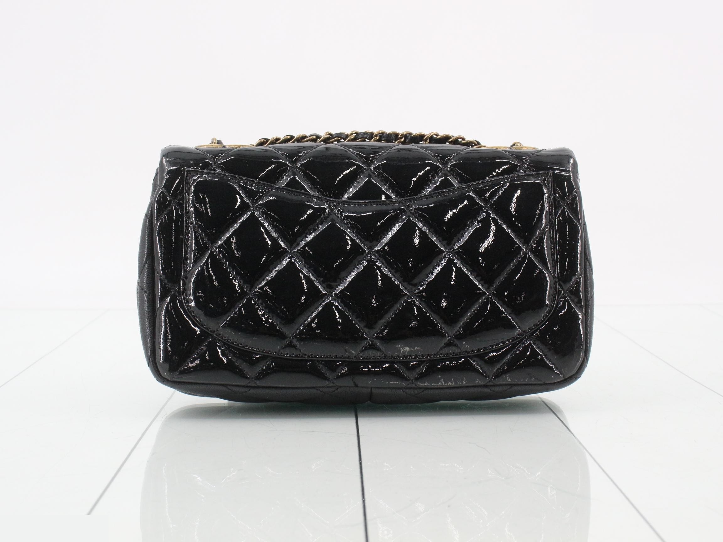 Matelassé (bag) - Shoulder bag — view 2