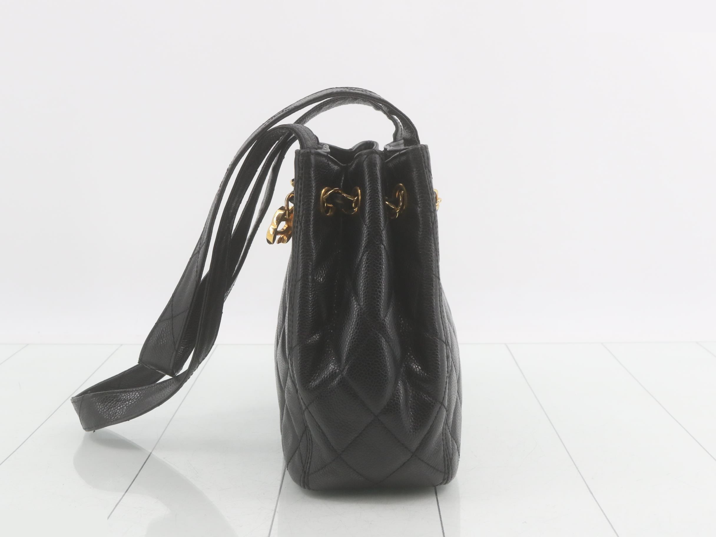 Caviar skin shoulder bag, unit #4 — view 3