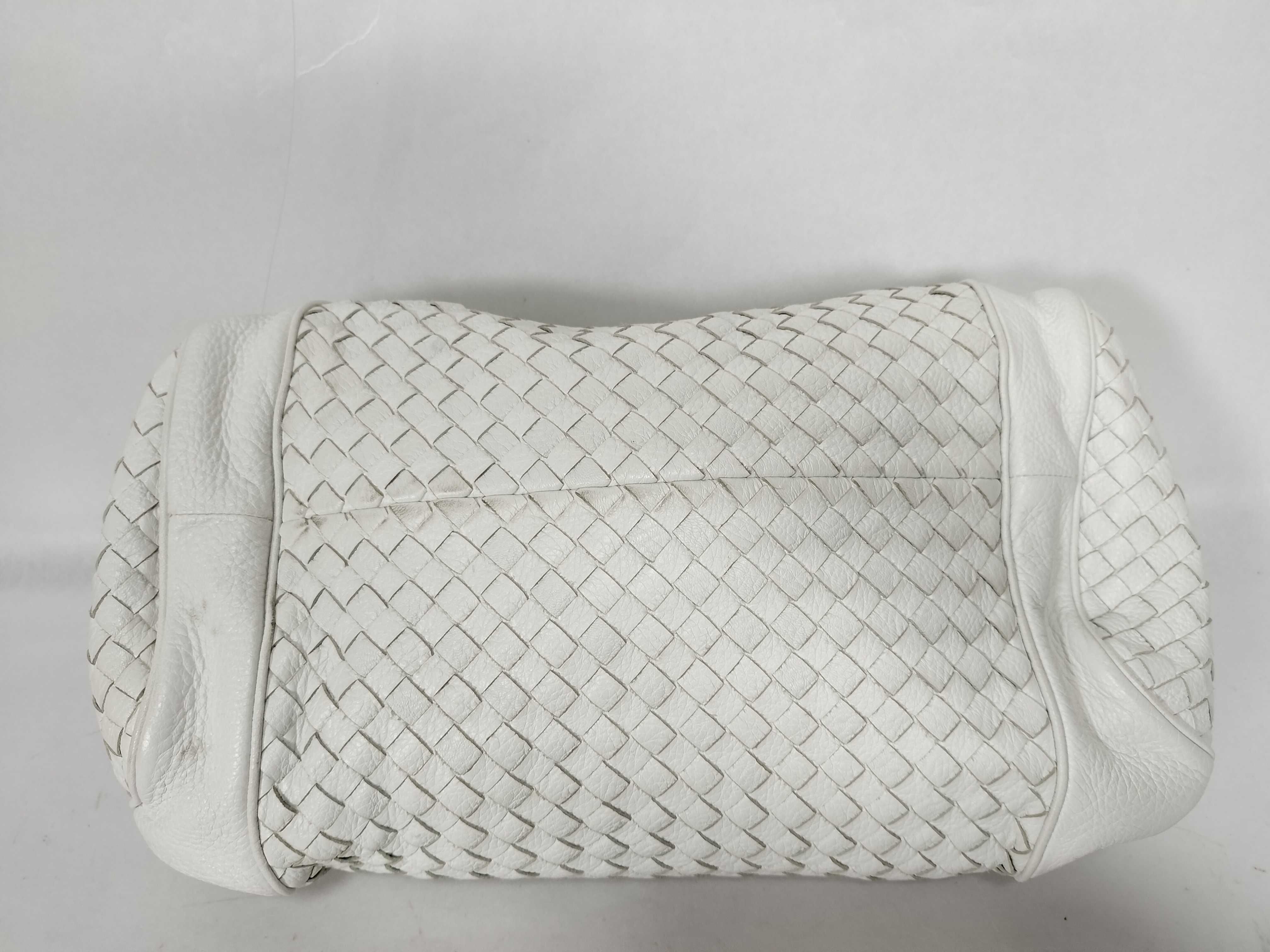 Intrecciato Bottega Veneta Clasp-closure Intrecciato One-shoulder Bag — view 7