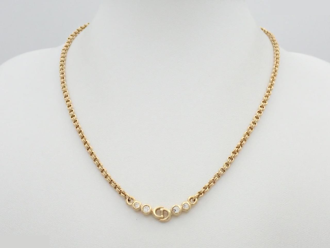 Gold necklace with stone, chain approximately 42cm long. — view 3