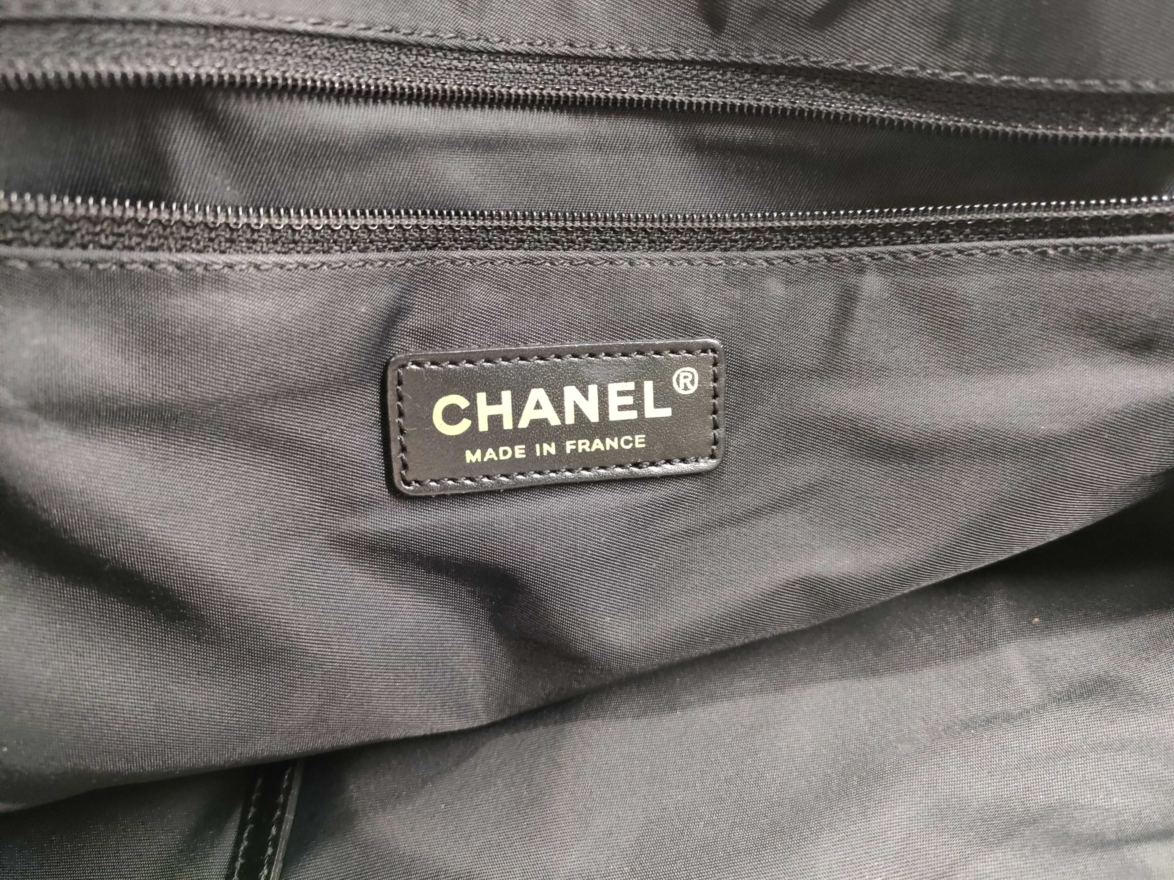 New Travel Line Tote Bag — view 13